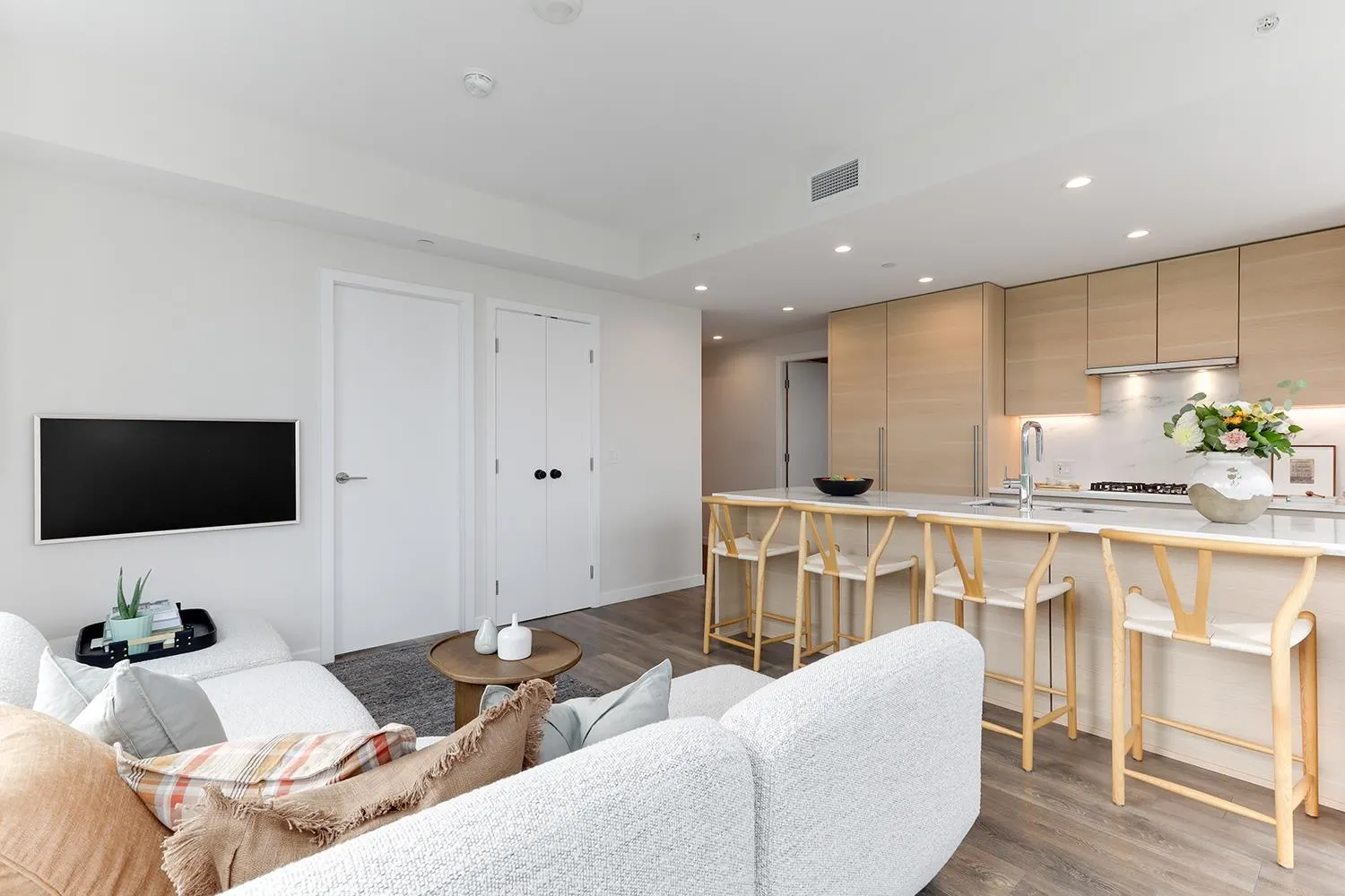 804 305 Morrissey Road