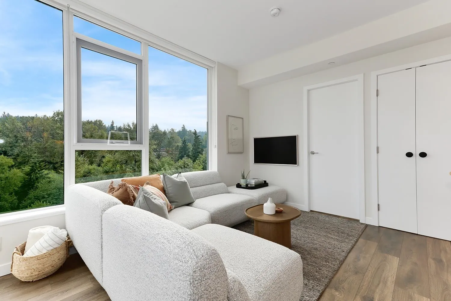 804 305 Morrissey Road