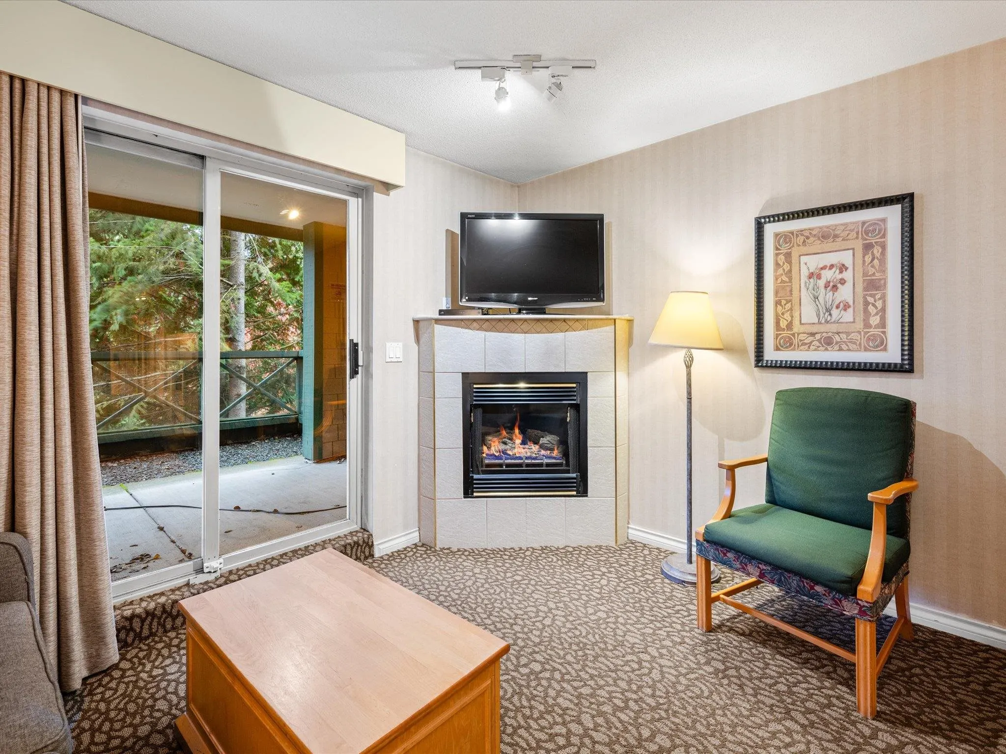 202 4319 Main Street