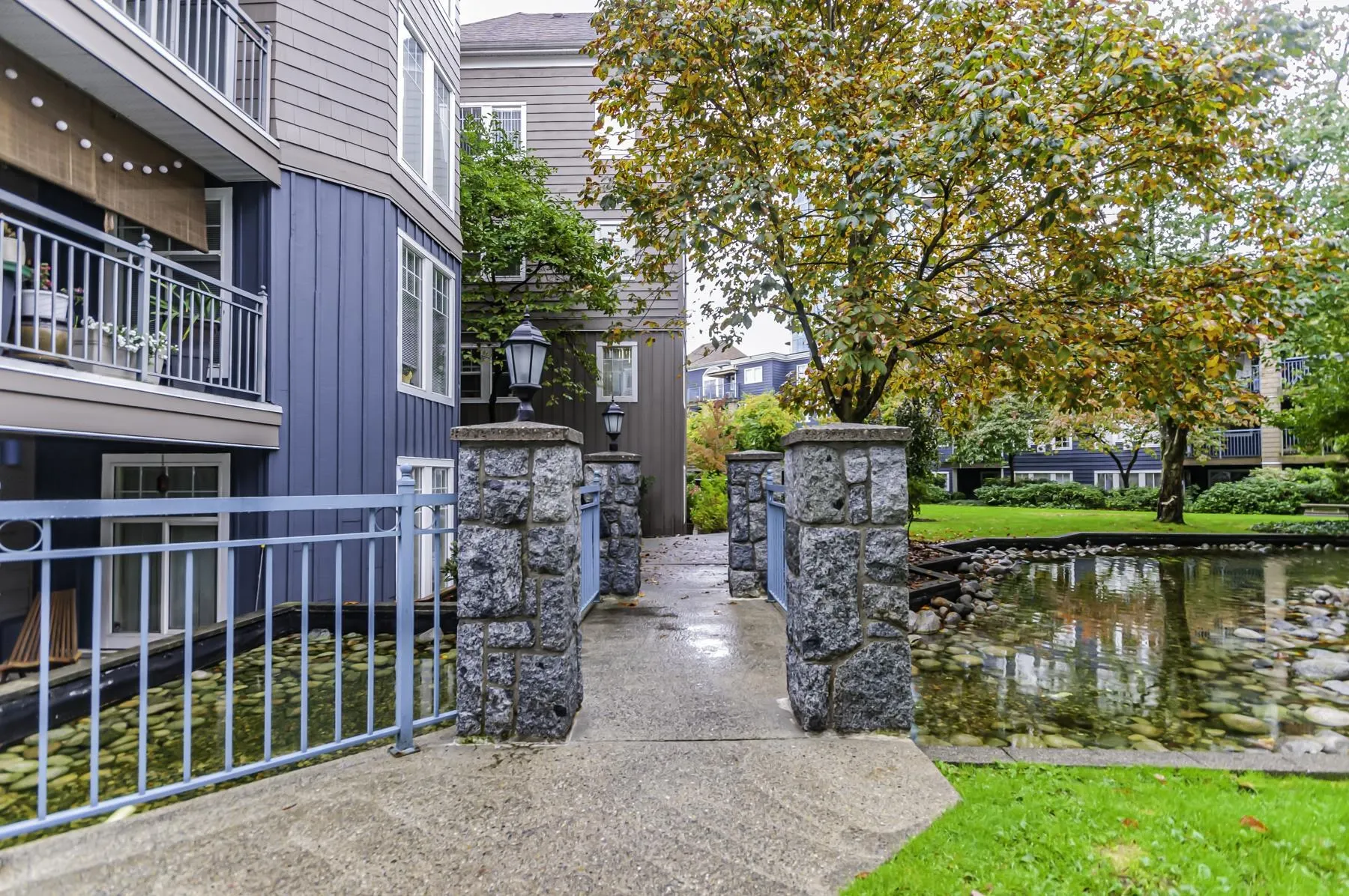 305 3065 Primrose Lane