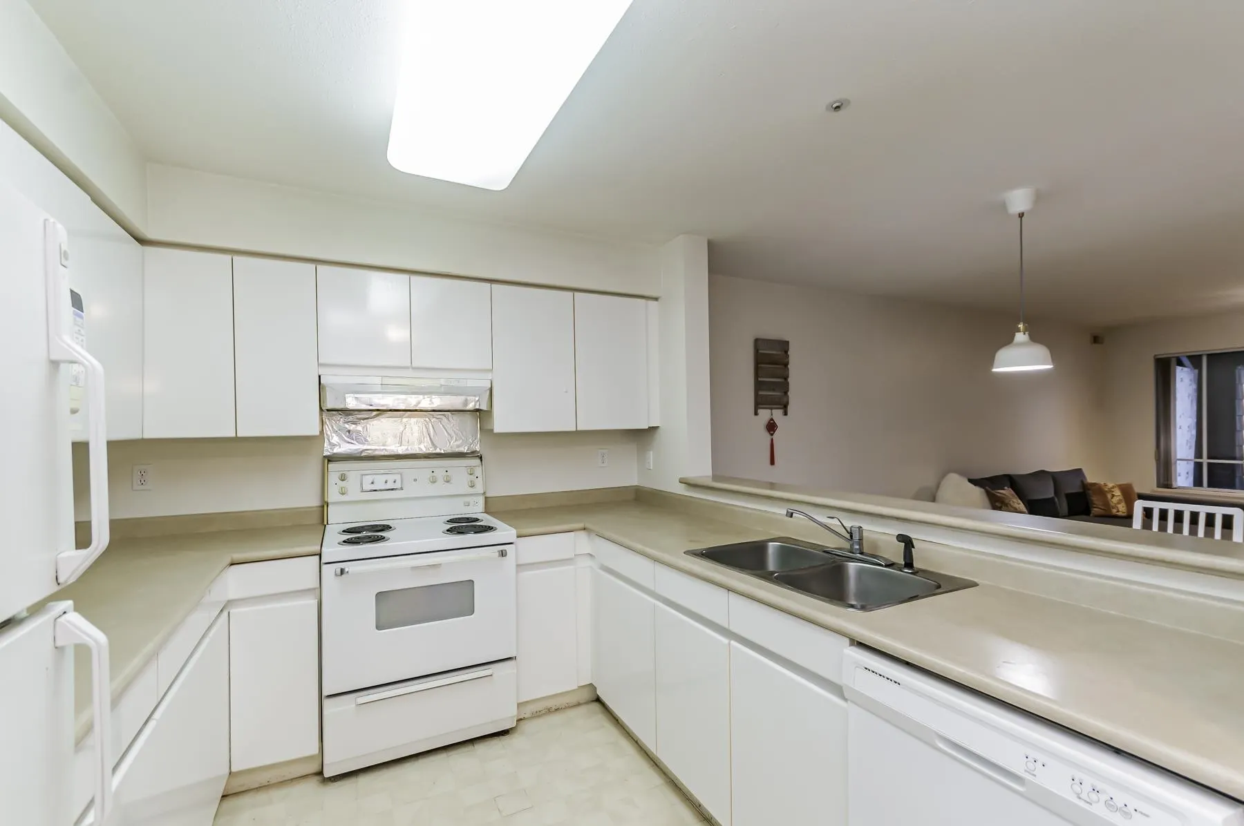 305 3065 Primrose Lane