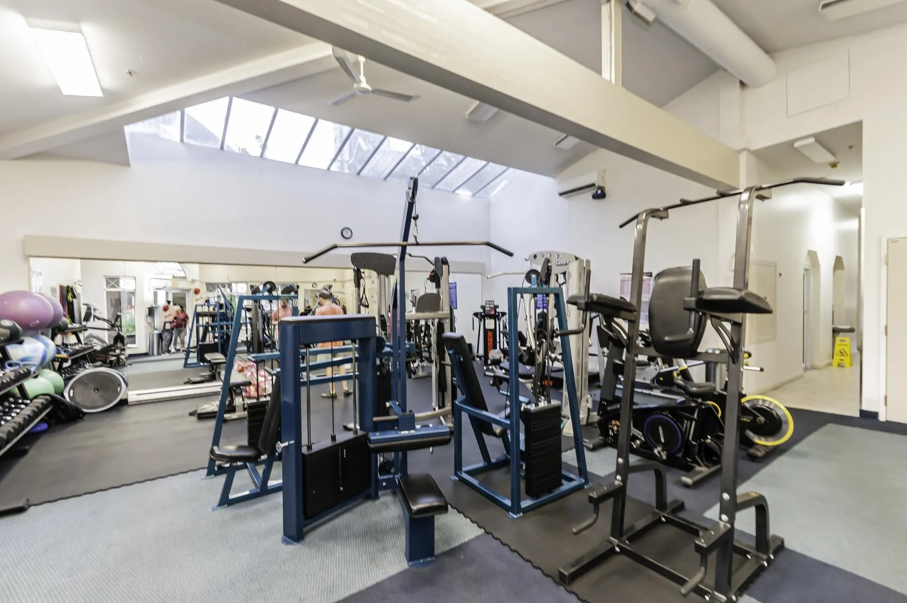 1001 8160 Lansdowne Road