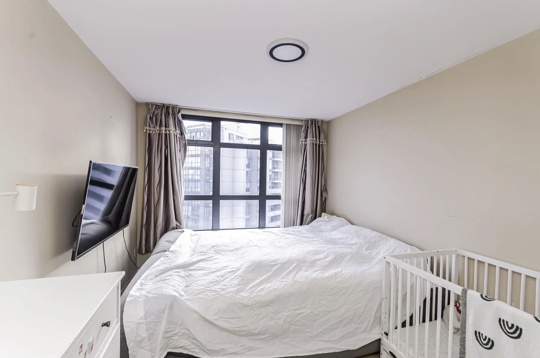 1001 8160 Lansdowne Road