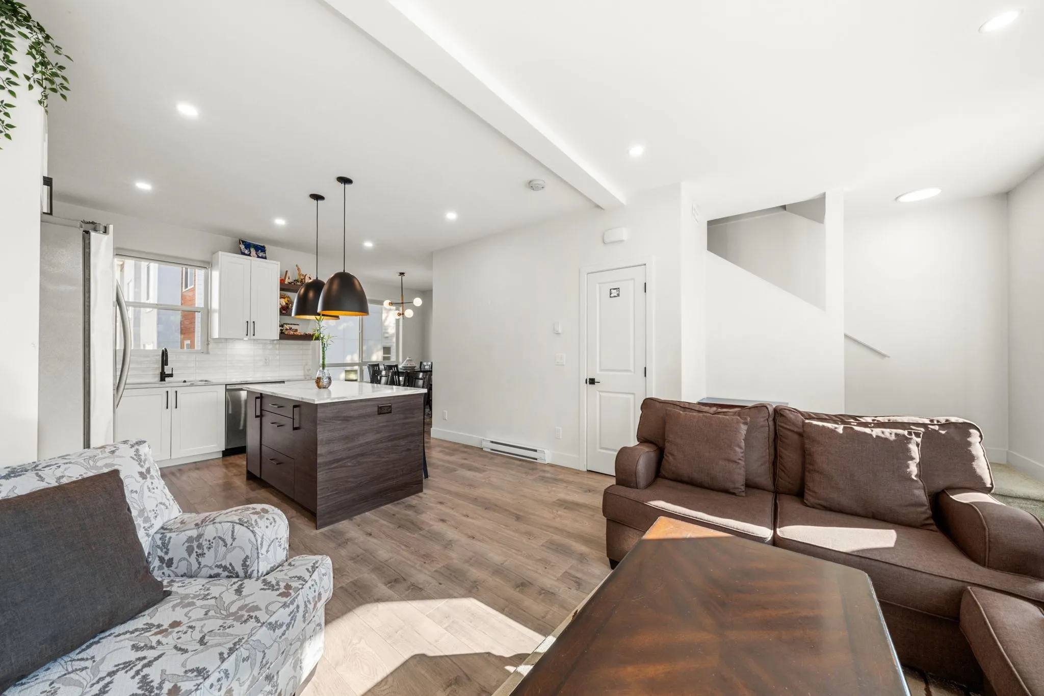 5 27640 Lantern Avenue