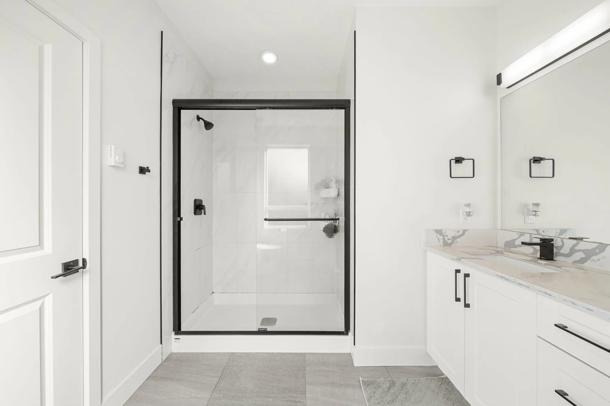 5 27640 Lantern Avenue