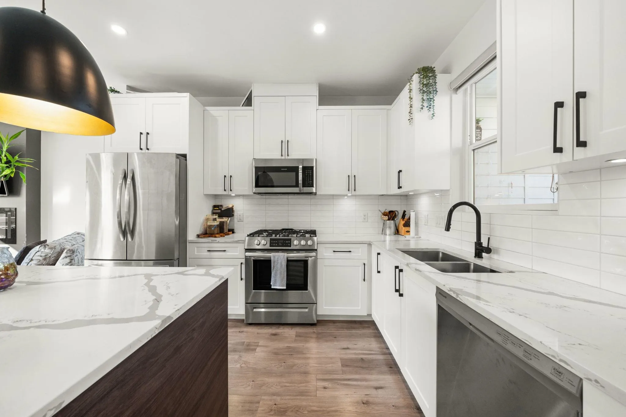 5 27640 Lantern Avenue