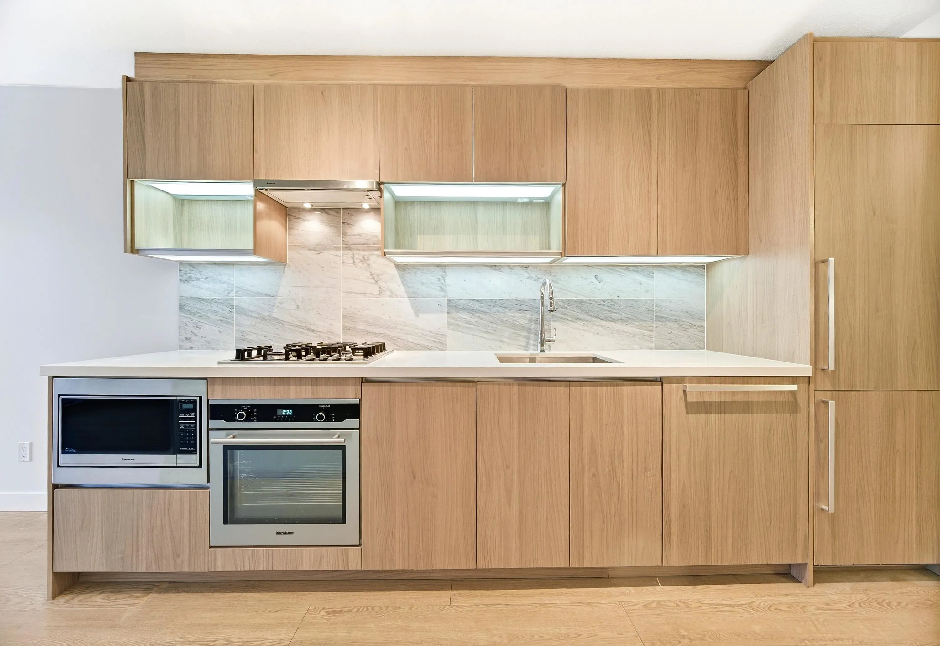 2711 13696 100 Avenue