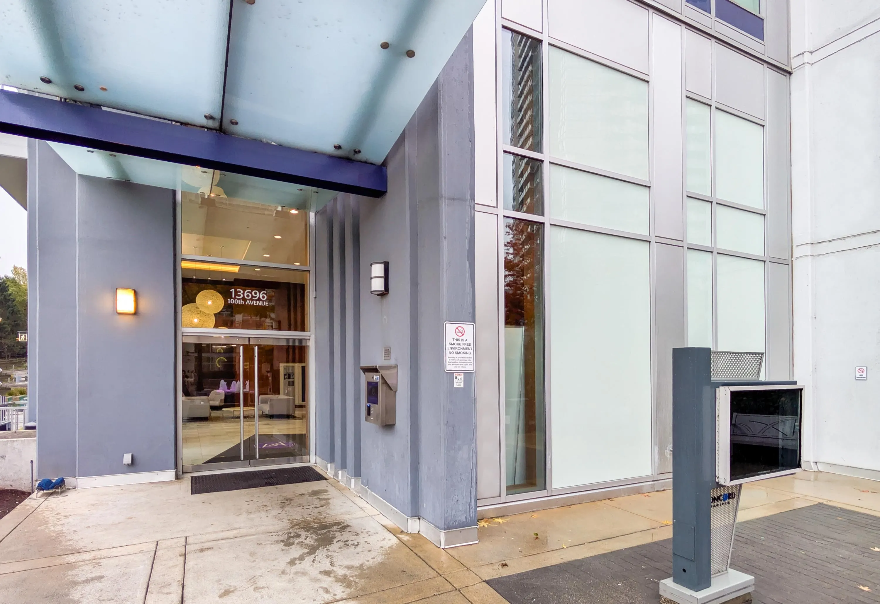 2711 13696 100 Avenue