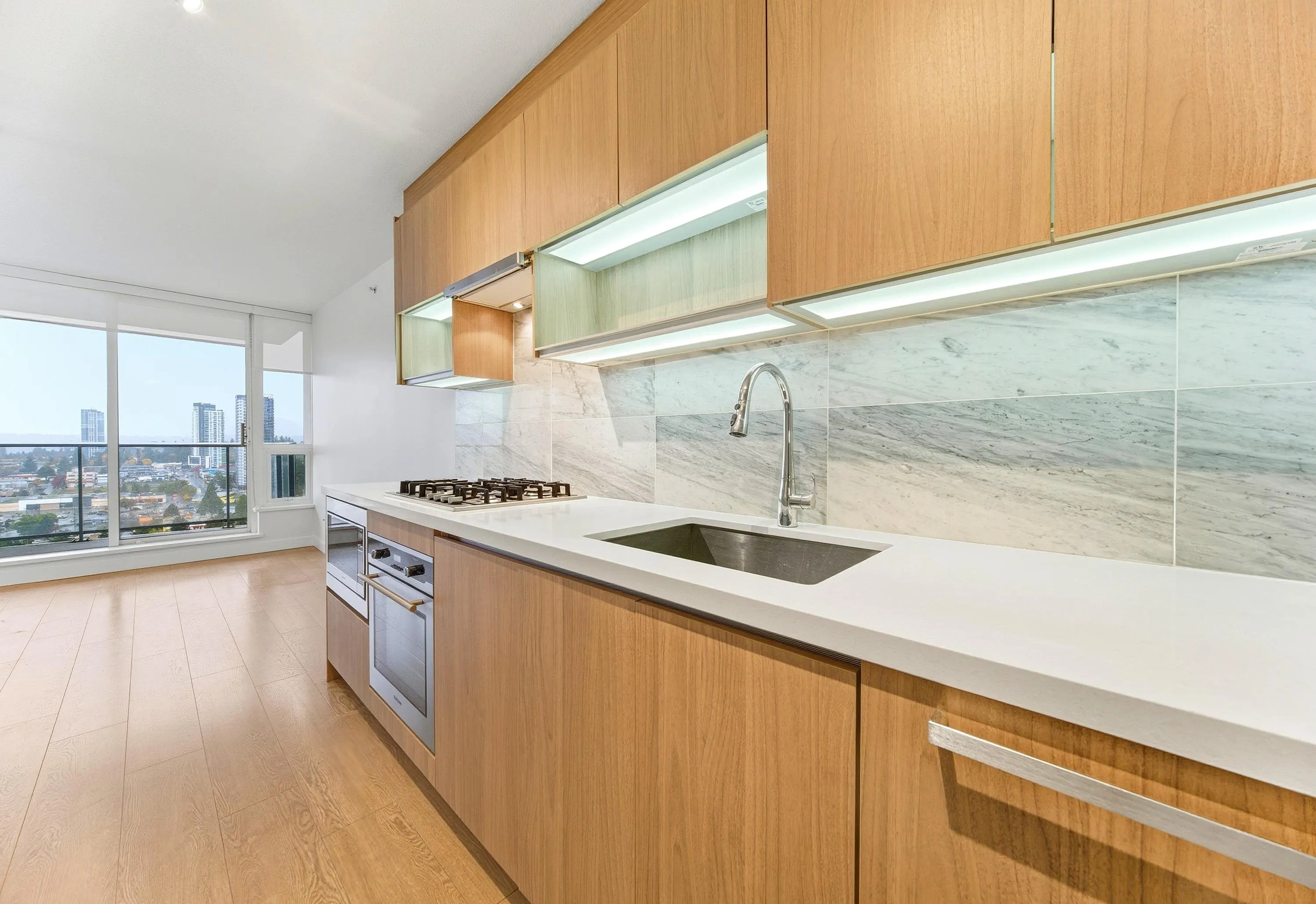 2711 13696 100 Avenue