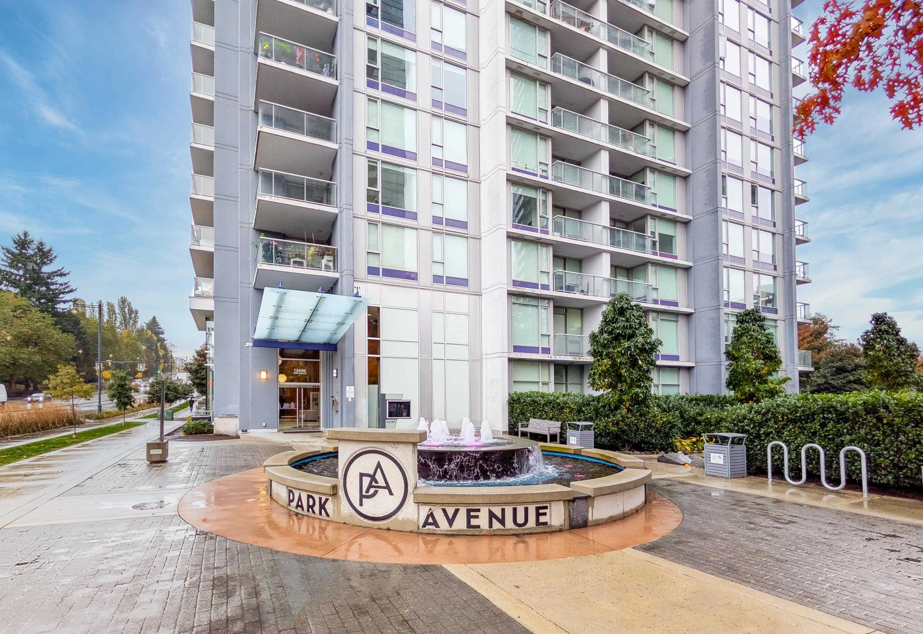 2711 13696 100 Avenue