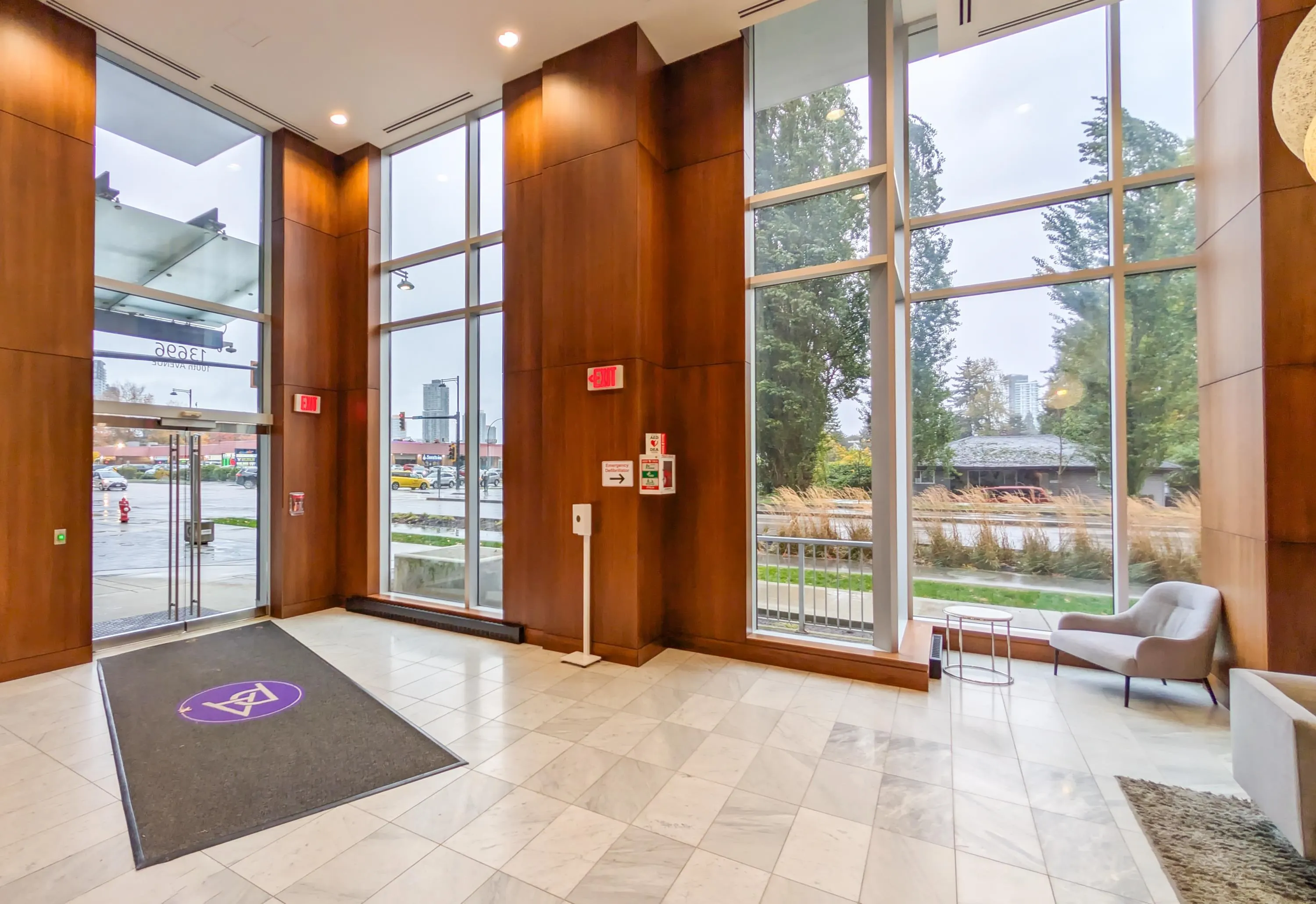 2711 13696 100 Avenue