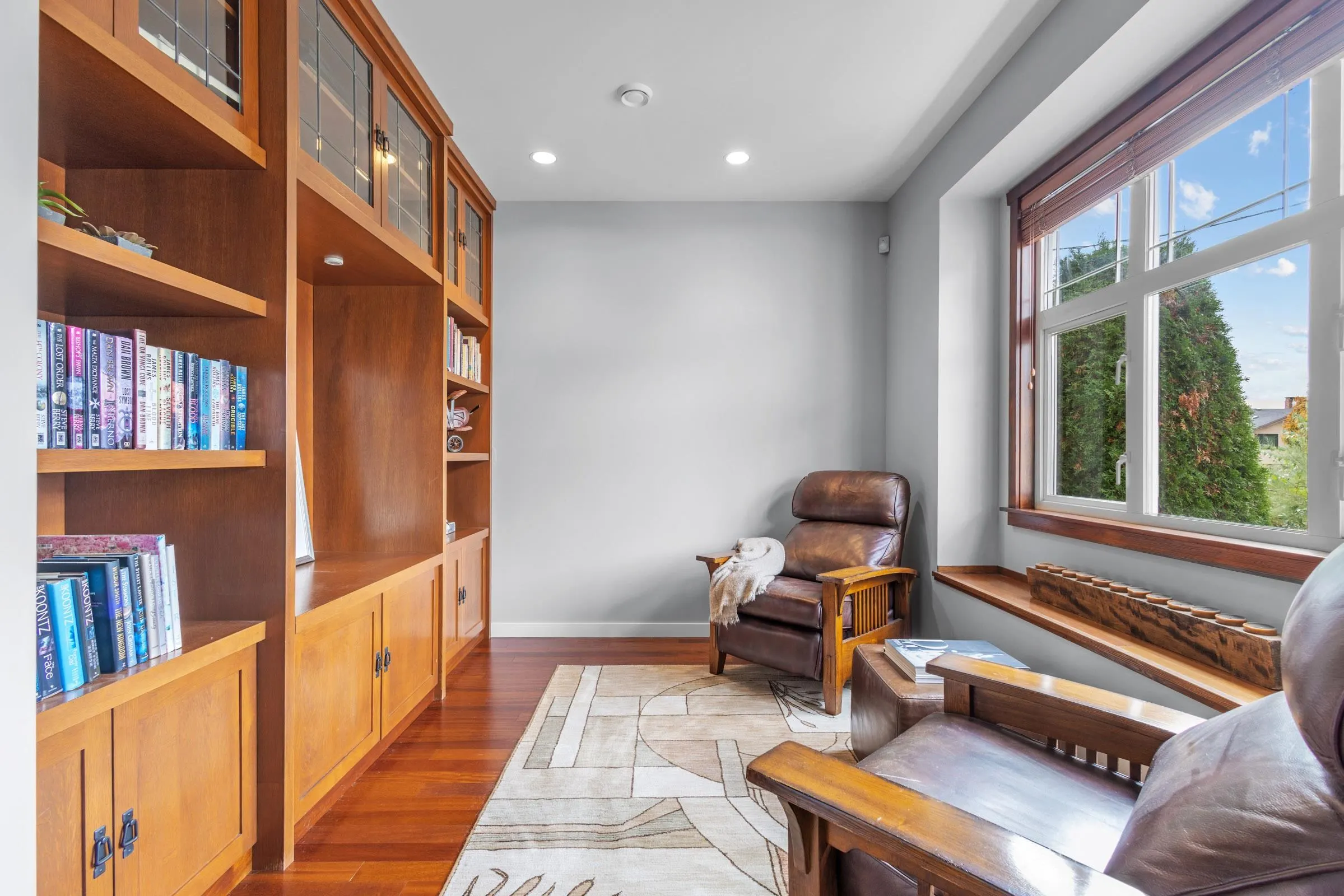 186 Macdonald Avenue