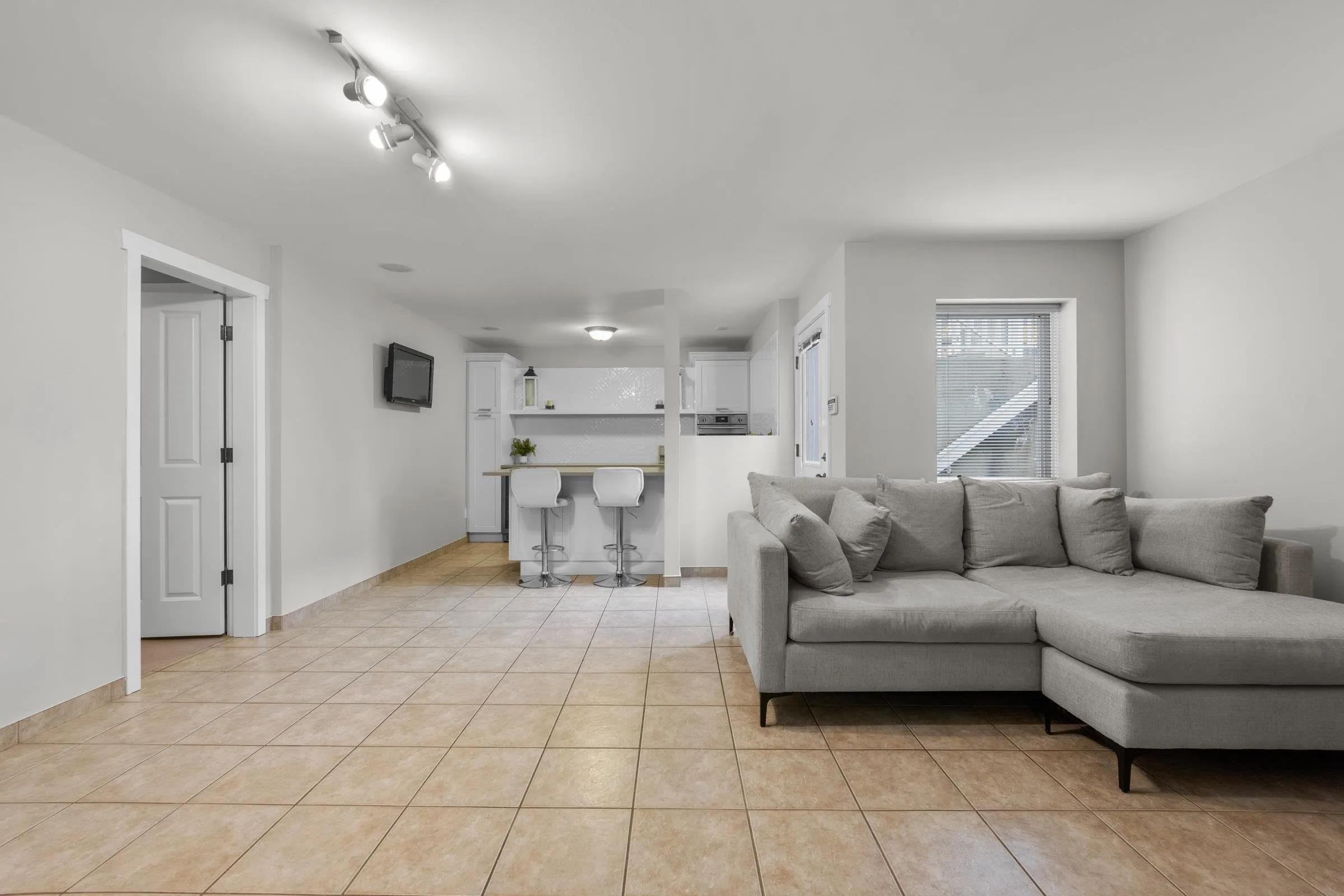 186 Macdonald Avenue