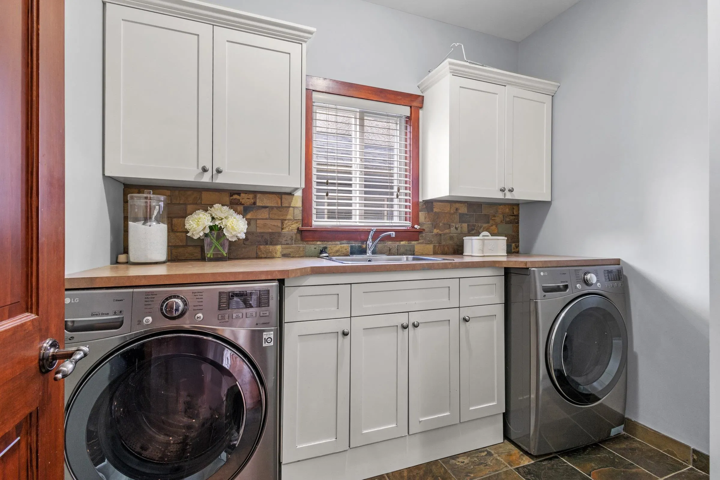 186 Macdonald Avenue