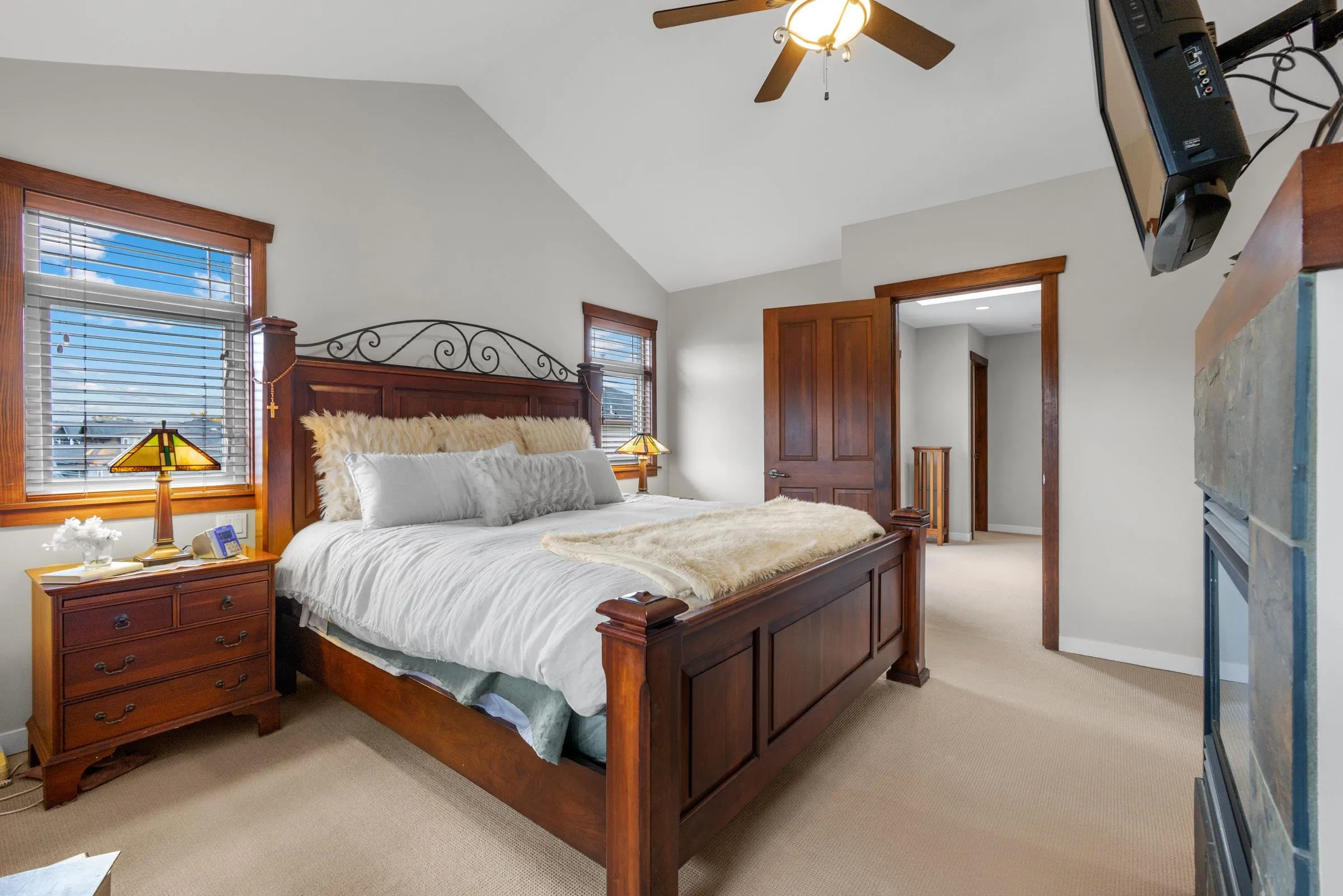 186 Macdonald Avenue