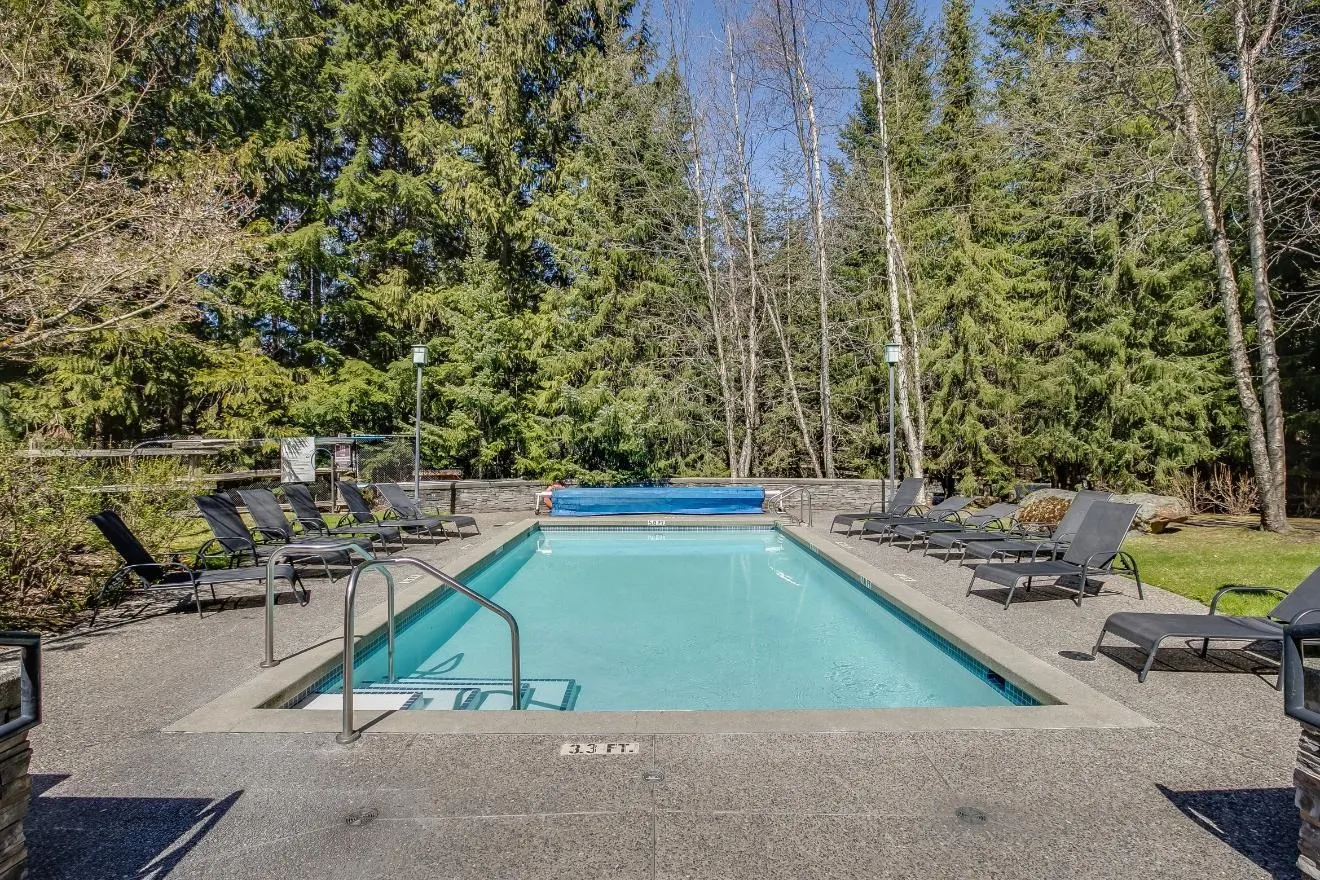 405 G4 4653 Blackcomb Way