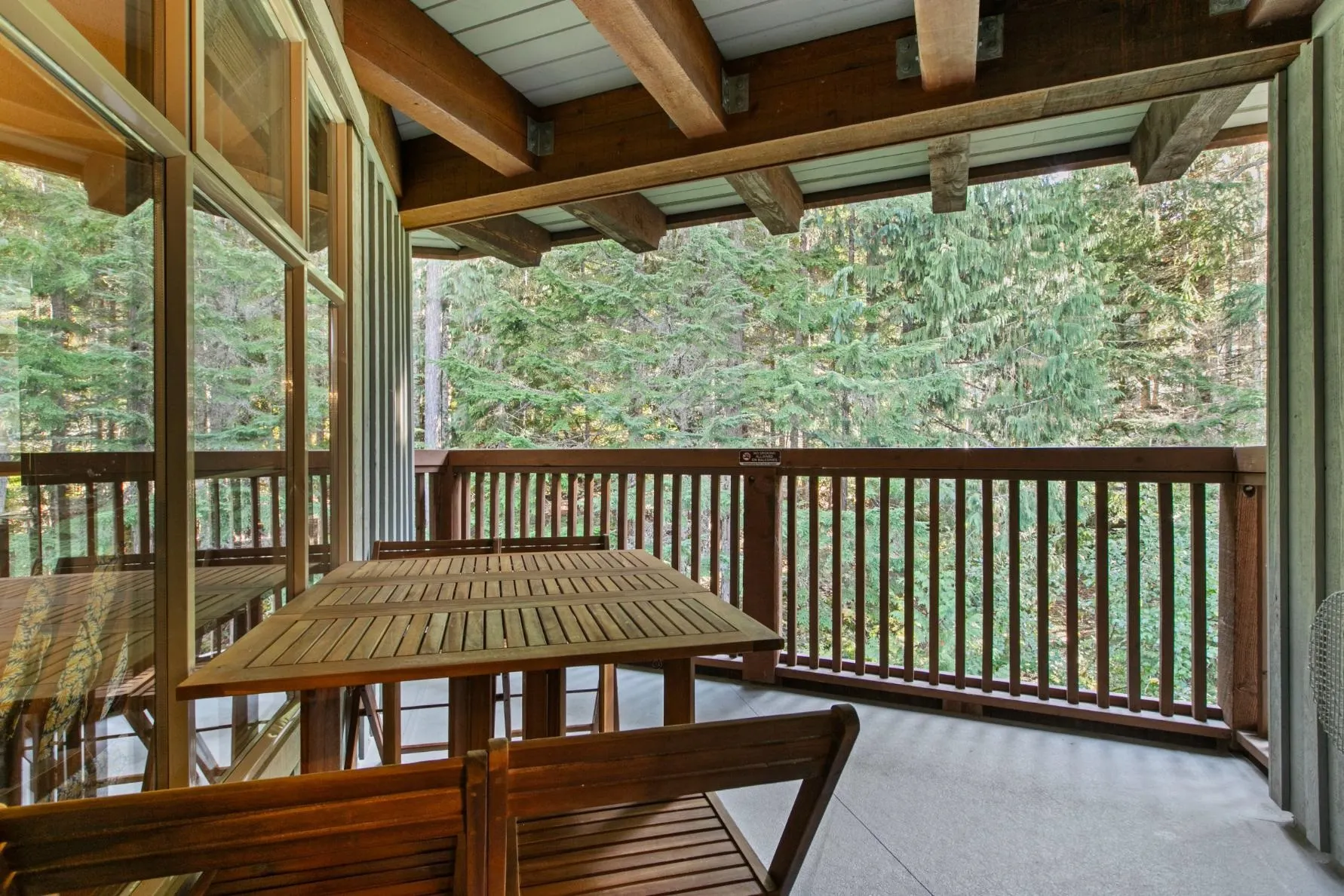 405 G4 4653 Blackcomb Way