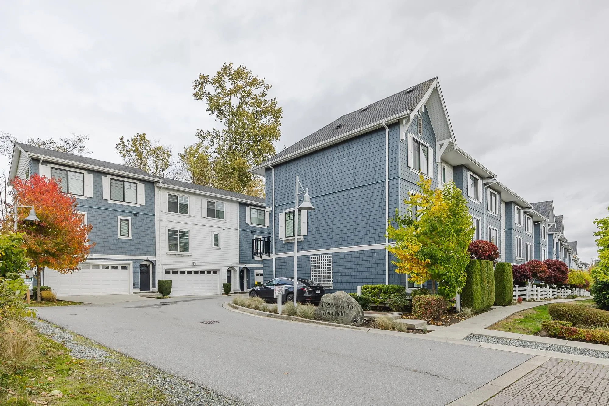 1 19299 64 Avenue