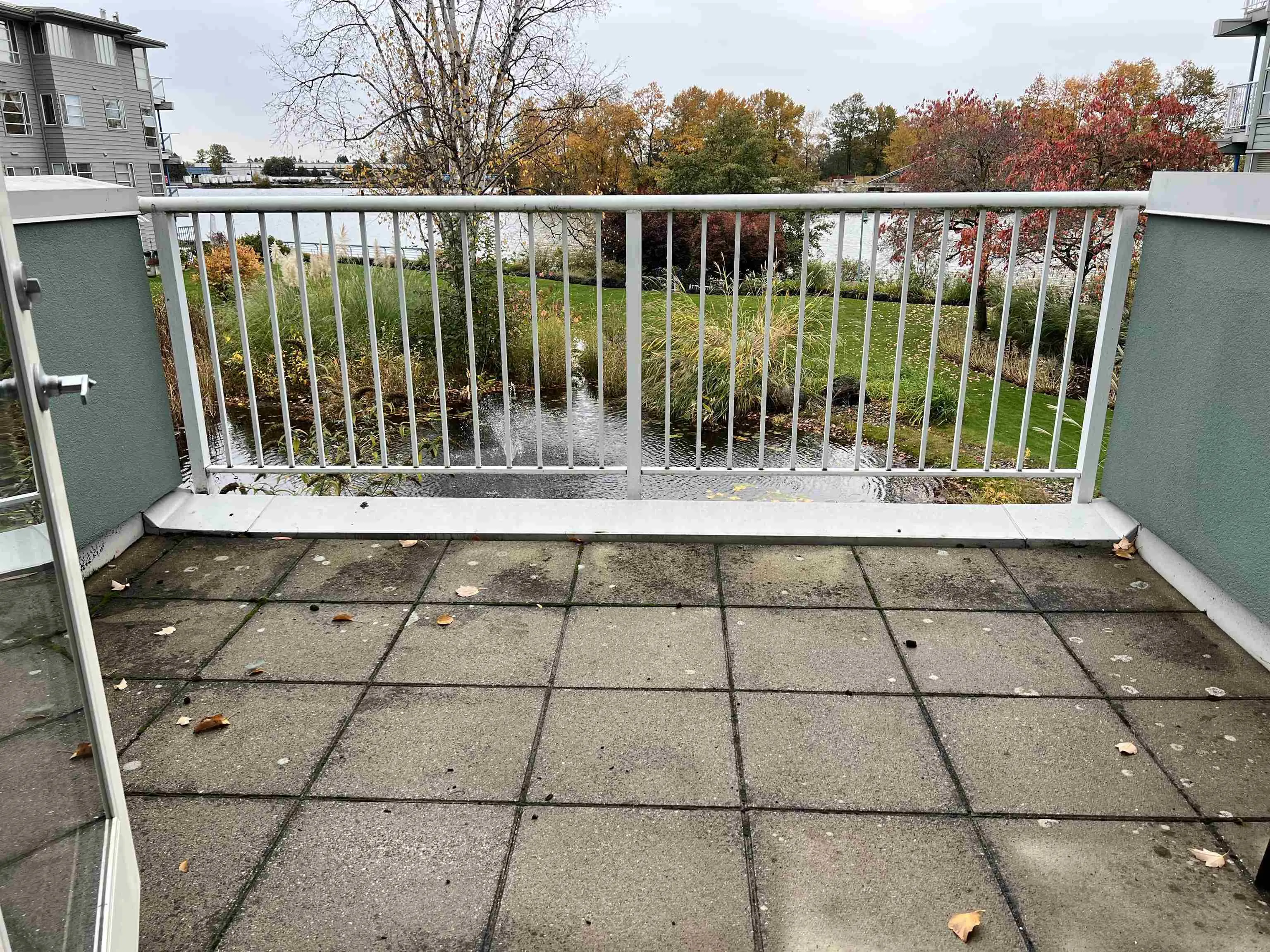 1950 E Kent South Avenue