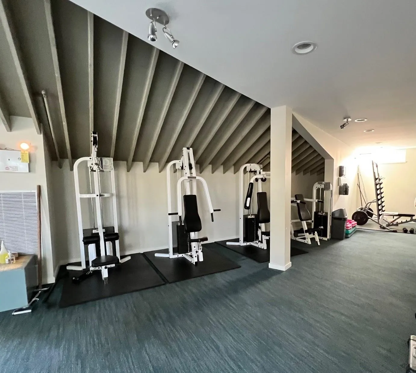 1950 E Kent South Avenue