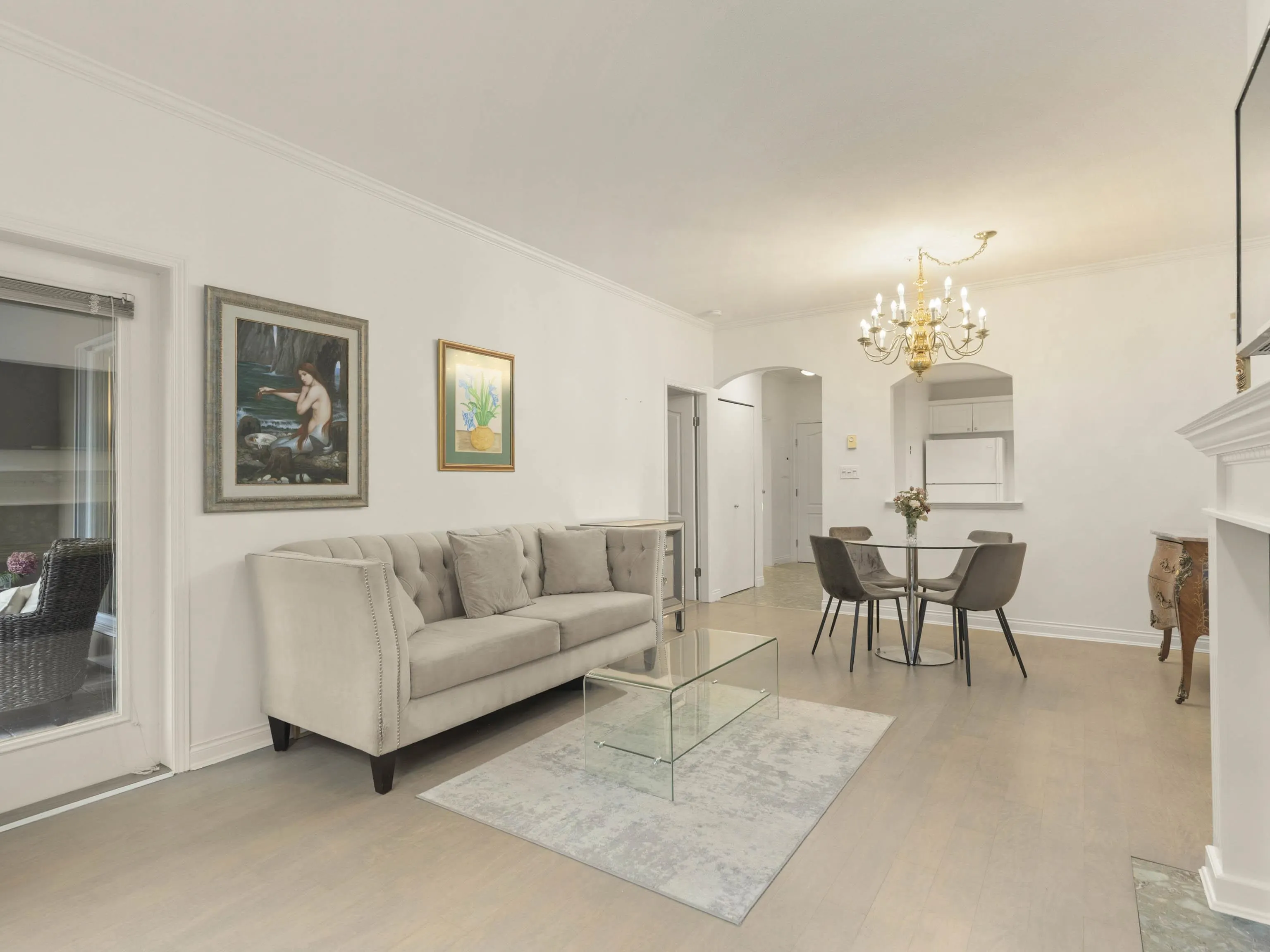 109 5735 Hampton Place