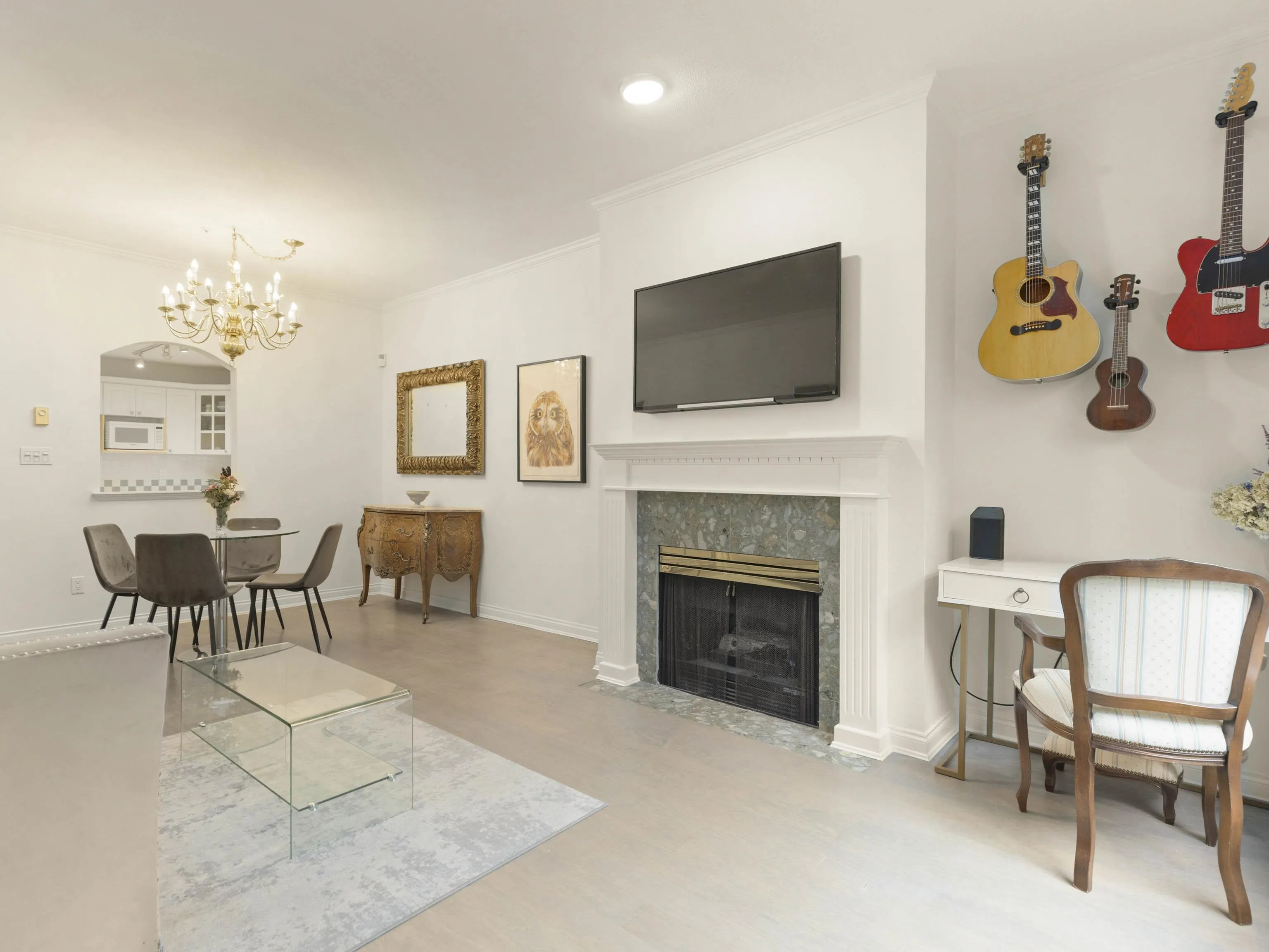 109 5735 Hampton Place