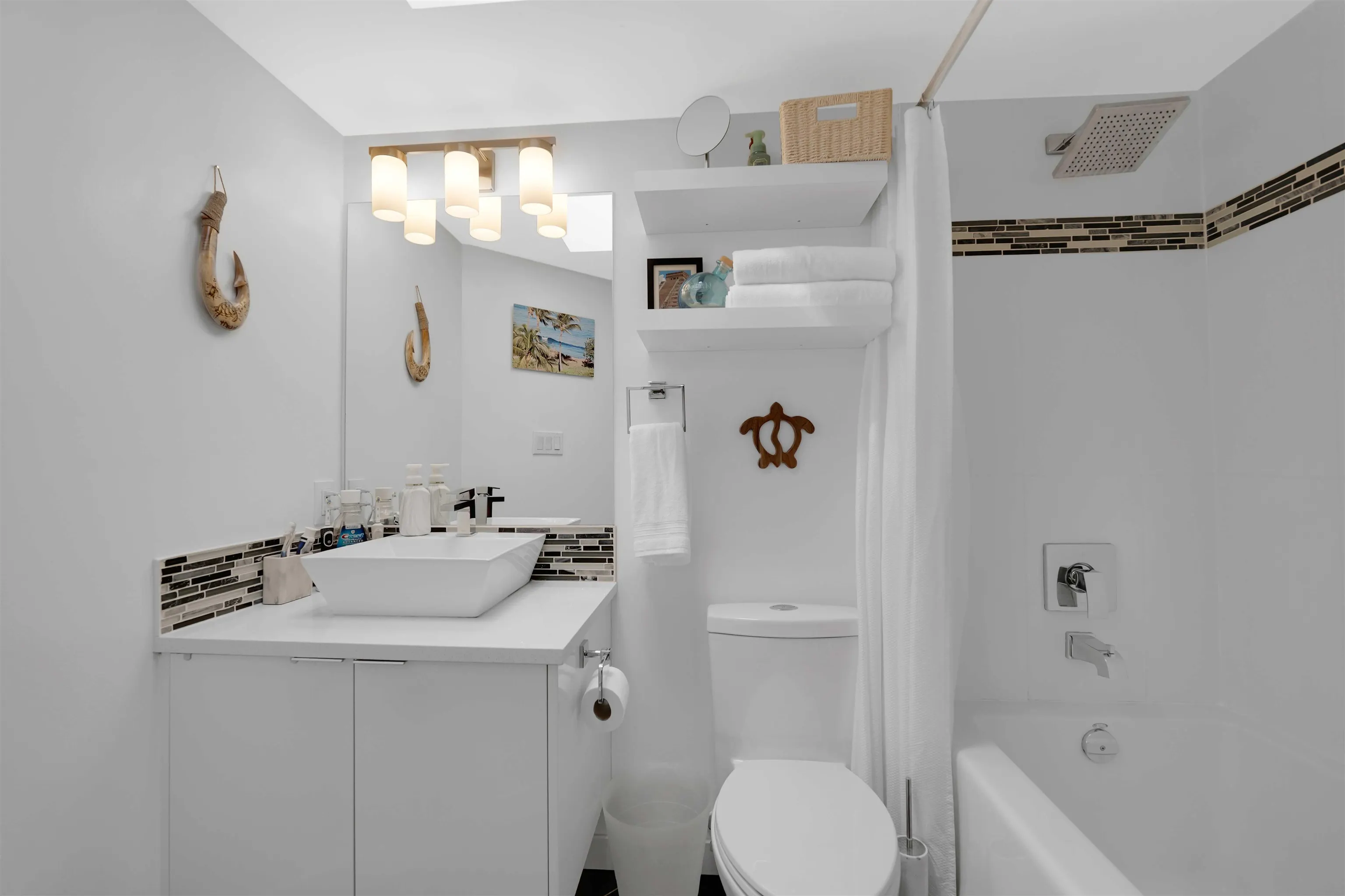 B309 40120 Willow Crescent