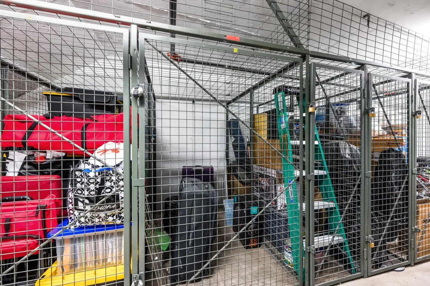 402 220 Salter Street