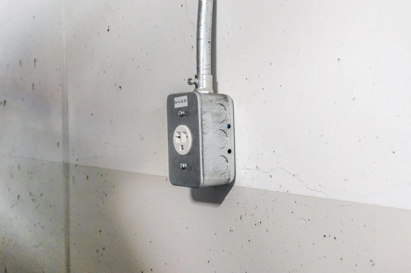 402 220 Salter Street