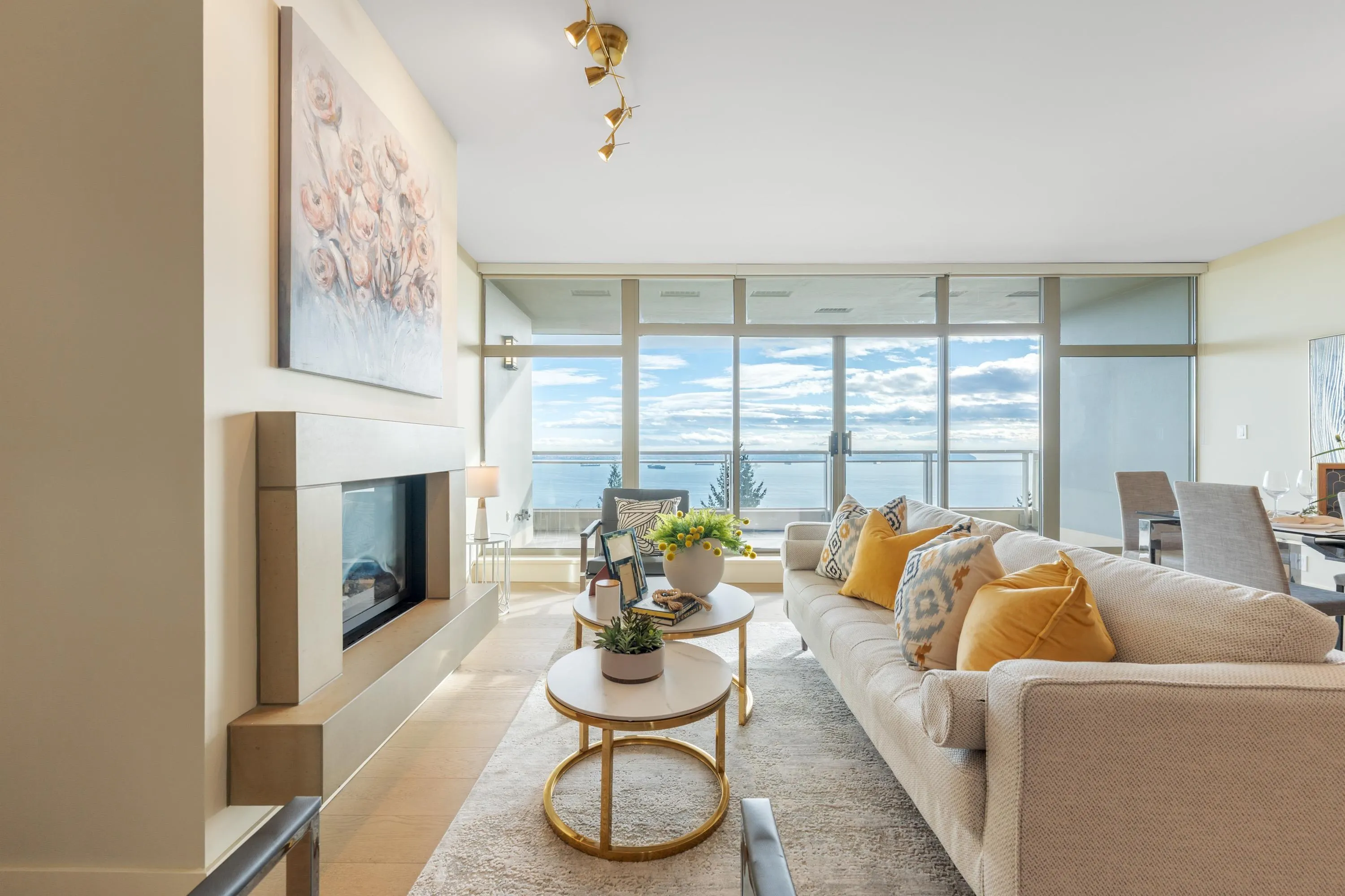 1002 3335 Cypress Place