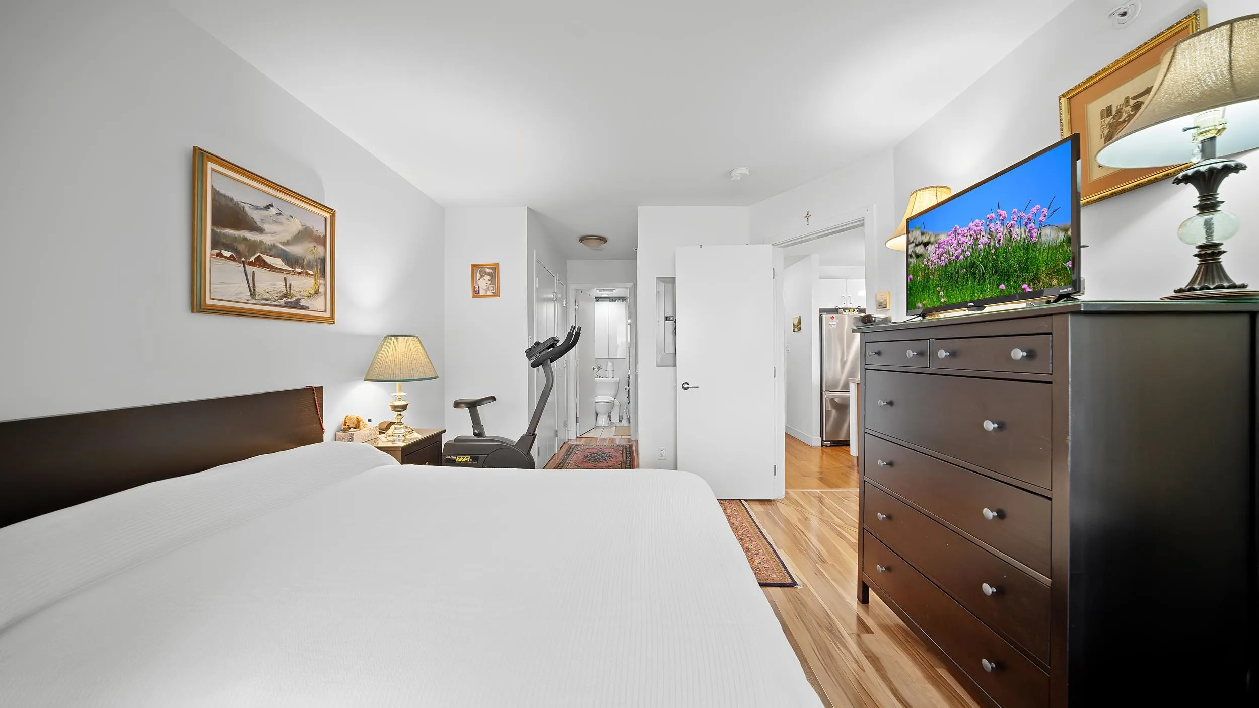 810 175 W 1st Street