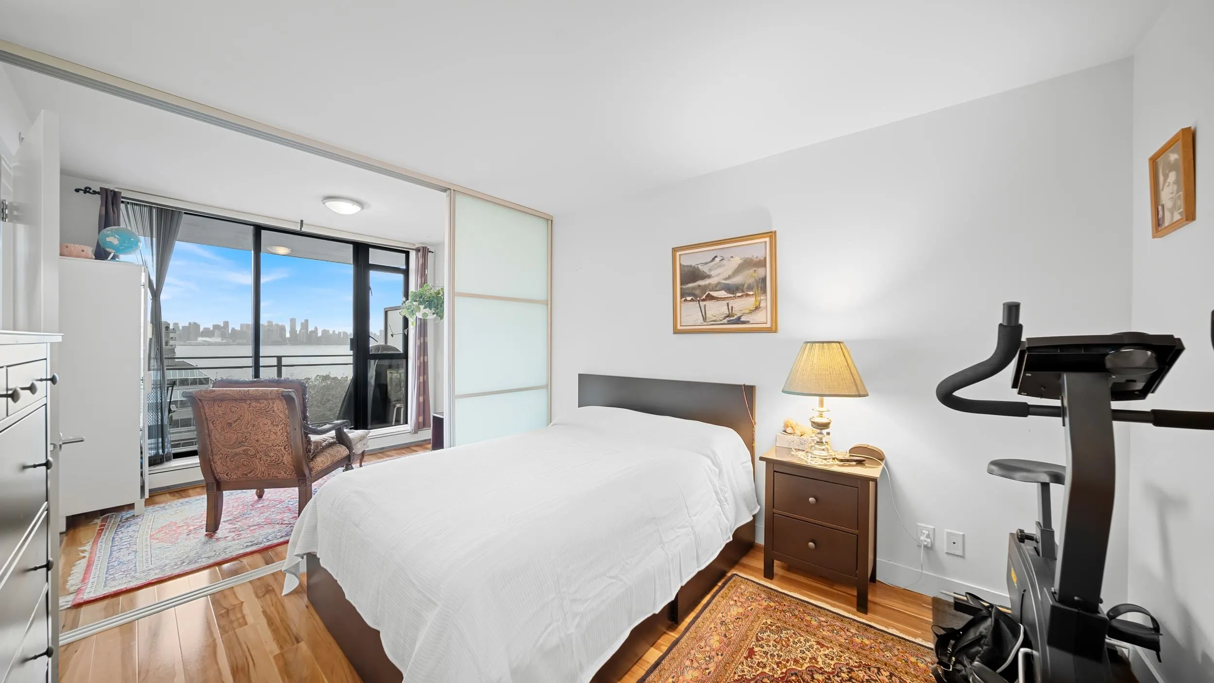 810 175 W 1st Street