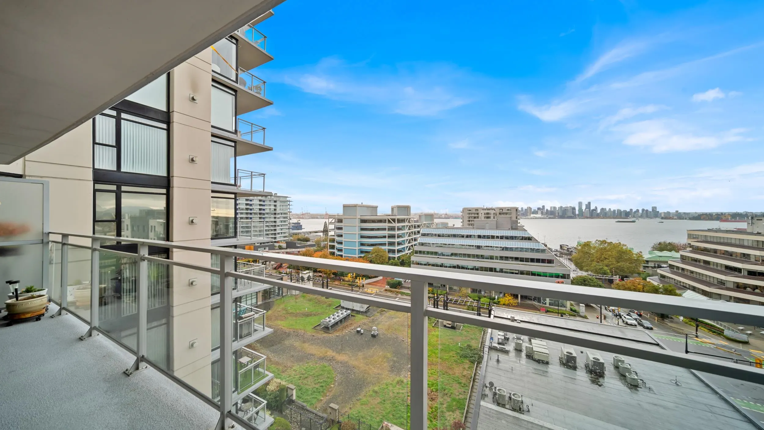 810 175 W 1st Street