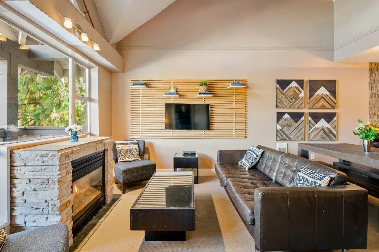 321 4573 Chateau Boulevard