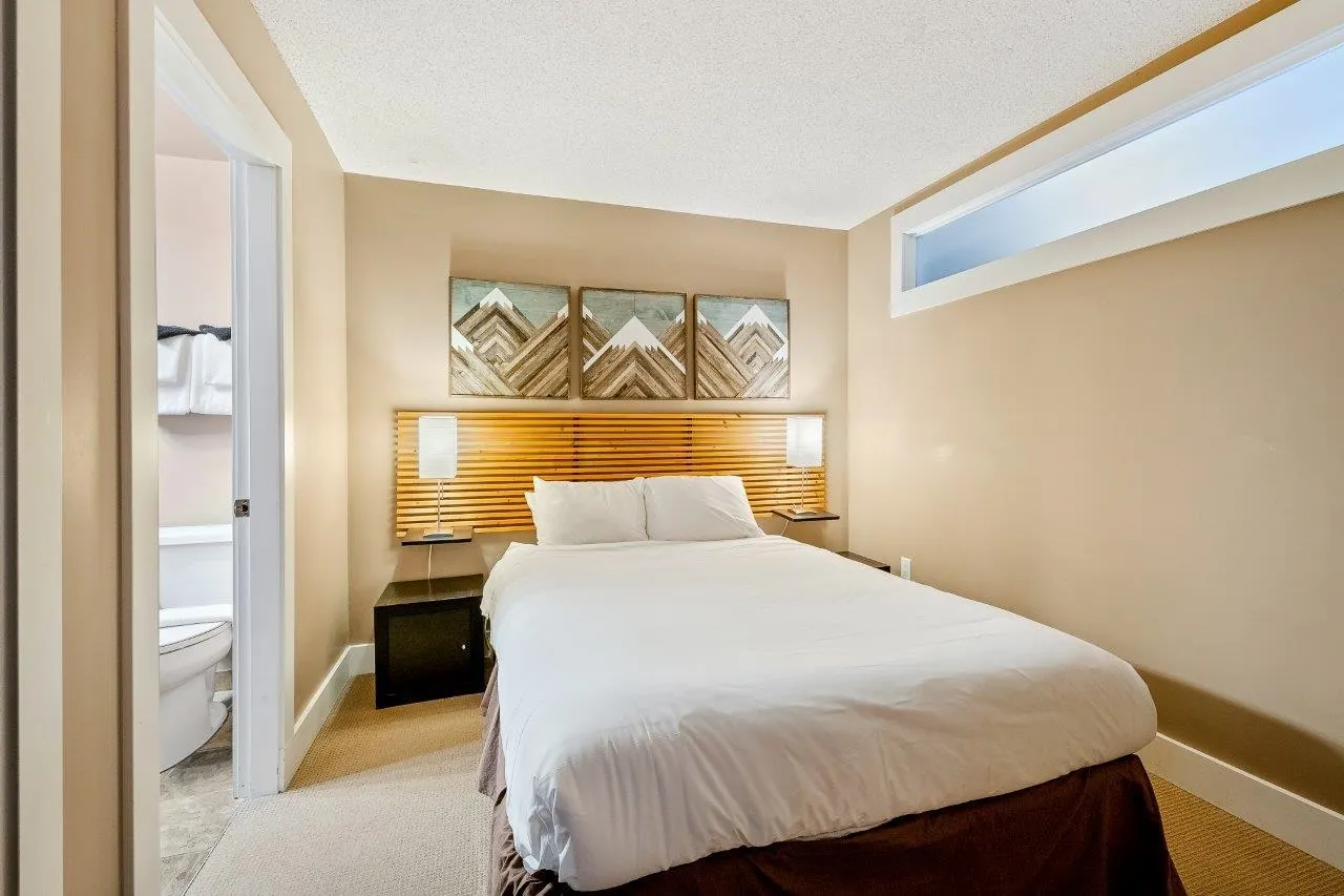 321 4573 Chateau Boulevard