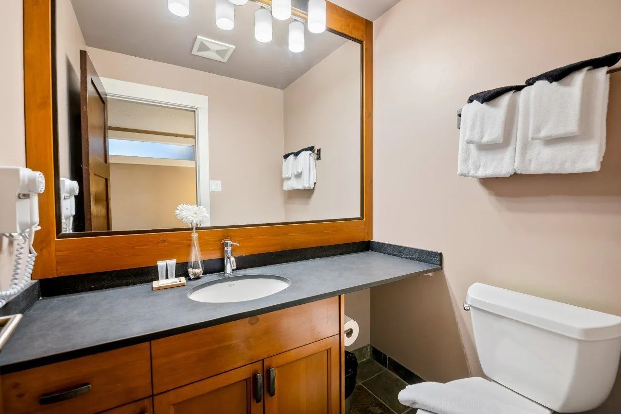 321 4573 Chateau Boulevard