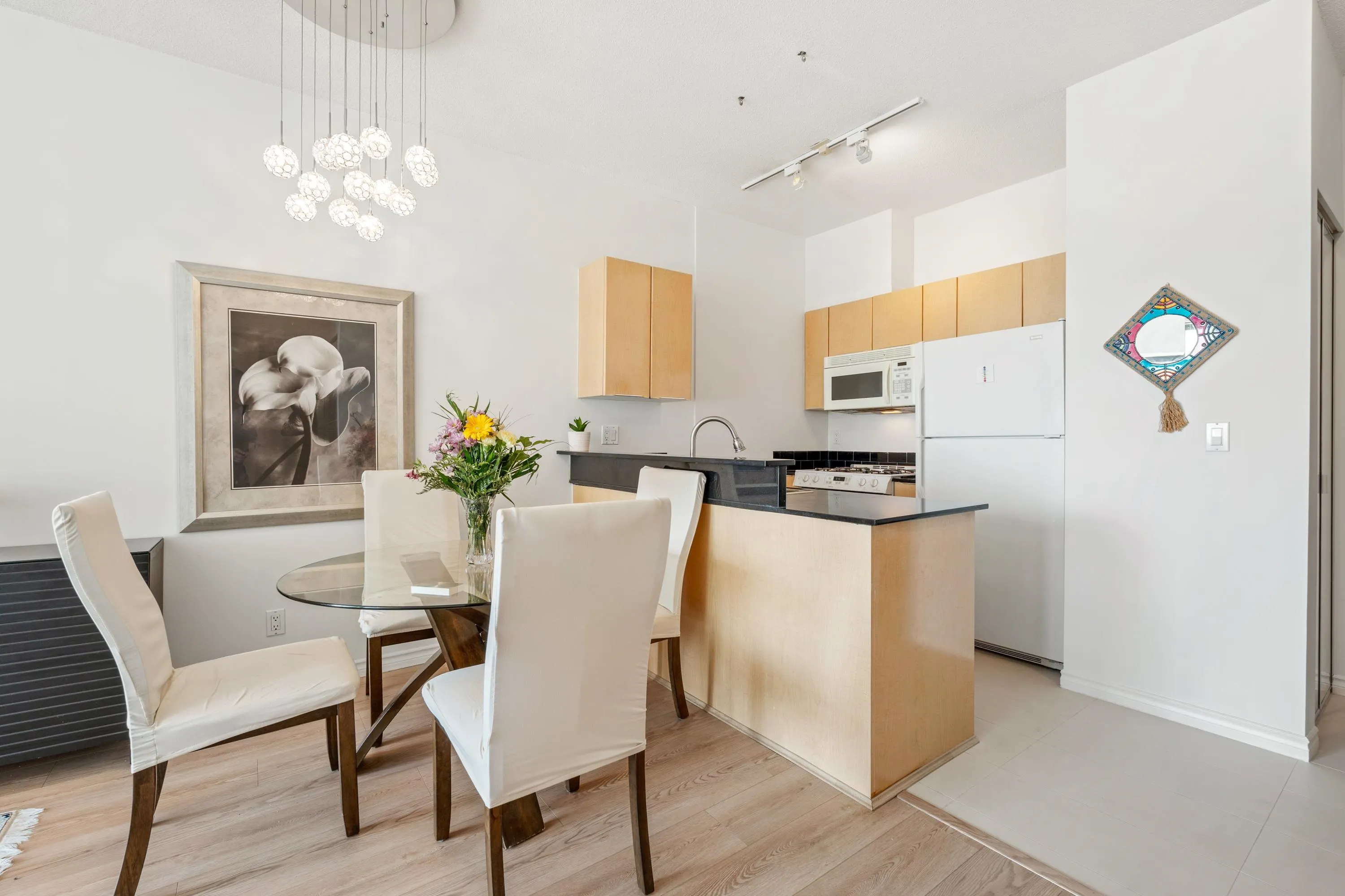 3103 1239 W Georgia Street