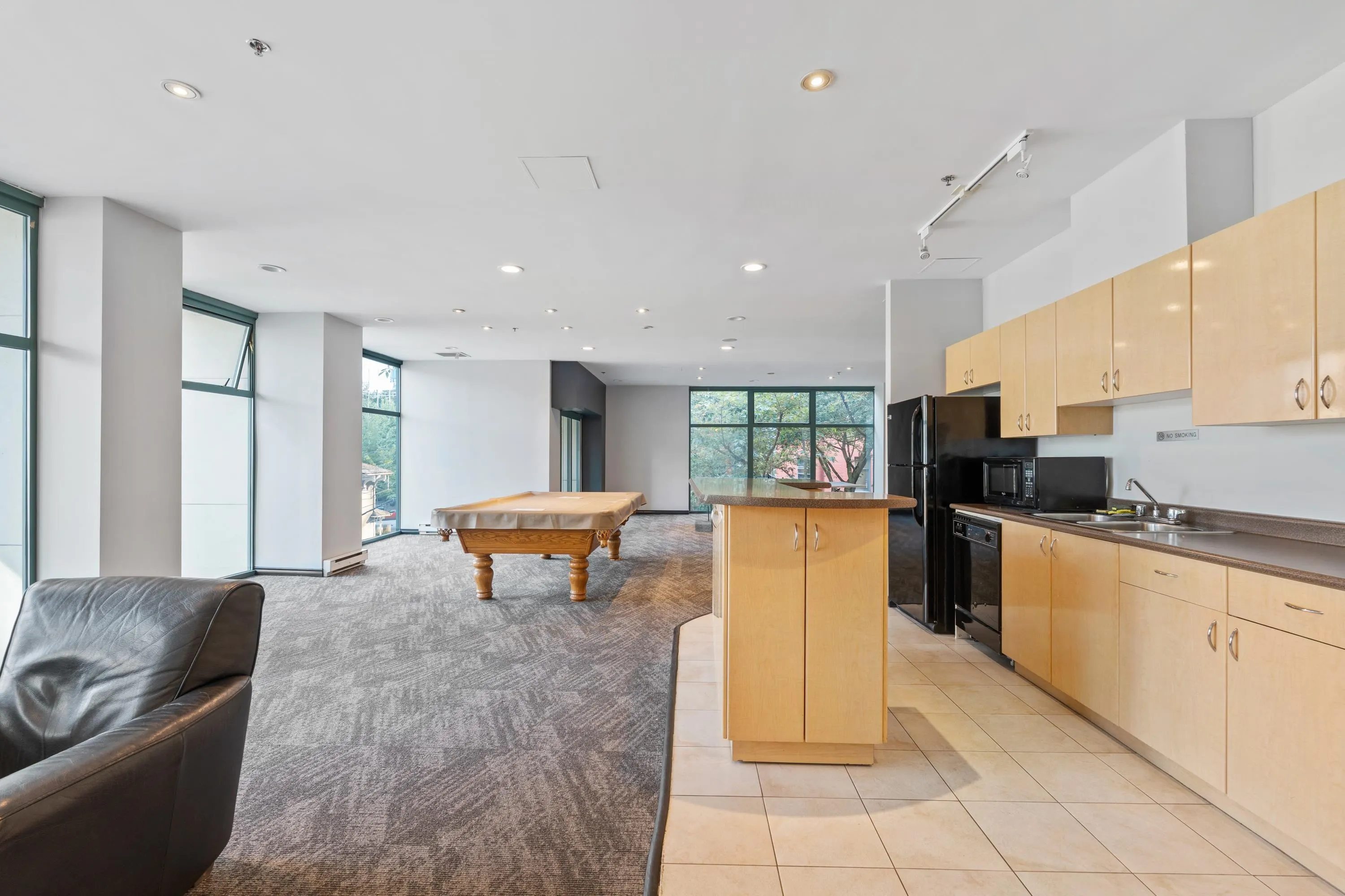 3103 1239 W Georgia Street