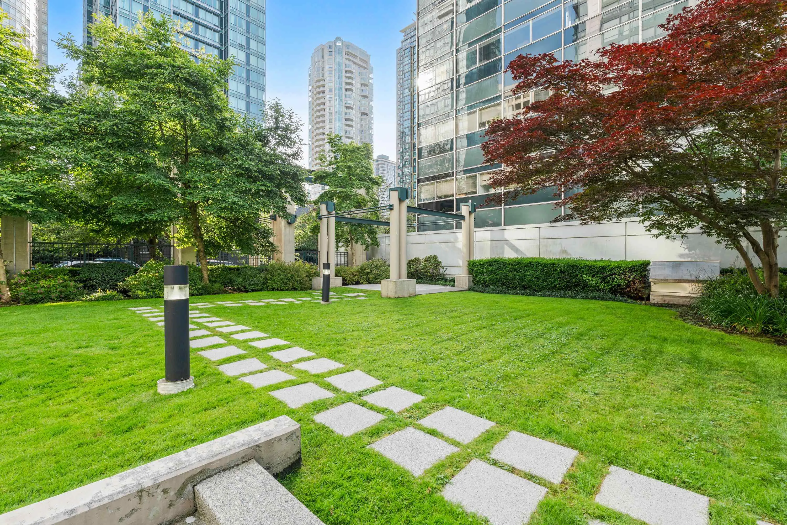 3103 1239 W Georgia Street