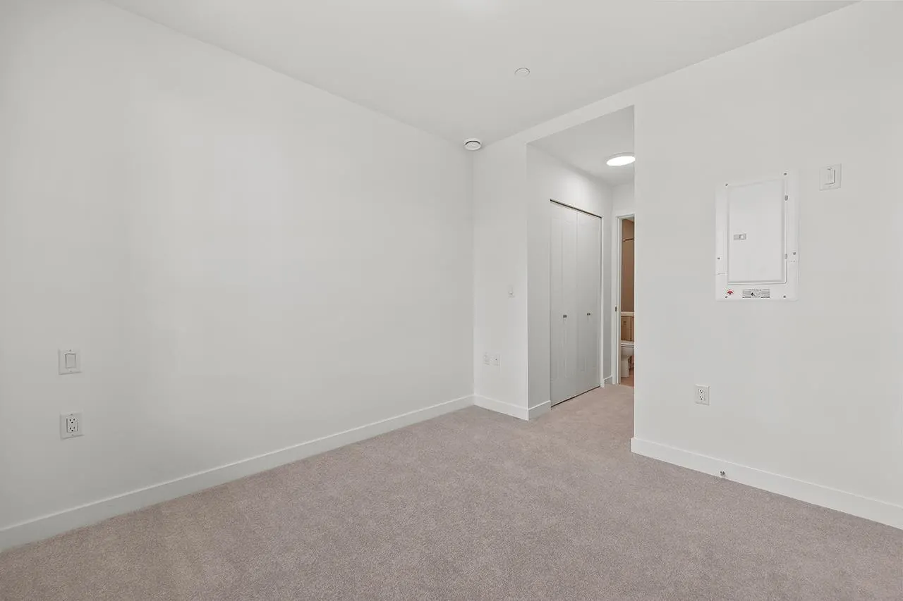 208 723 Grover Avenue