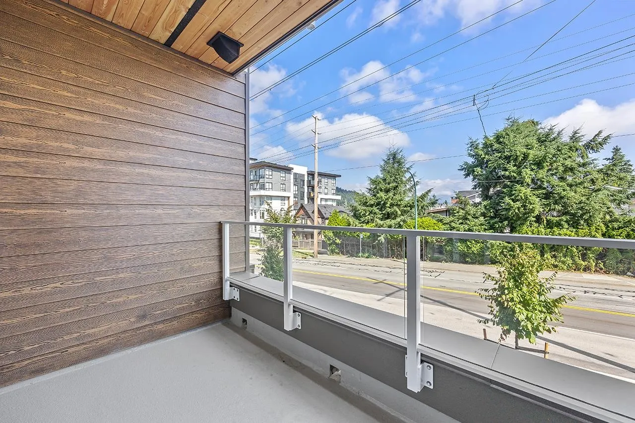 208 723 Grover Avenue