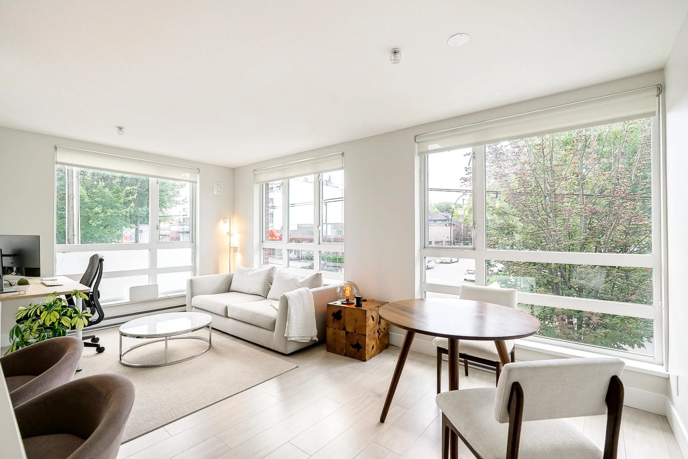 305 2477 Carolina Street