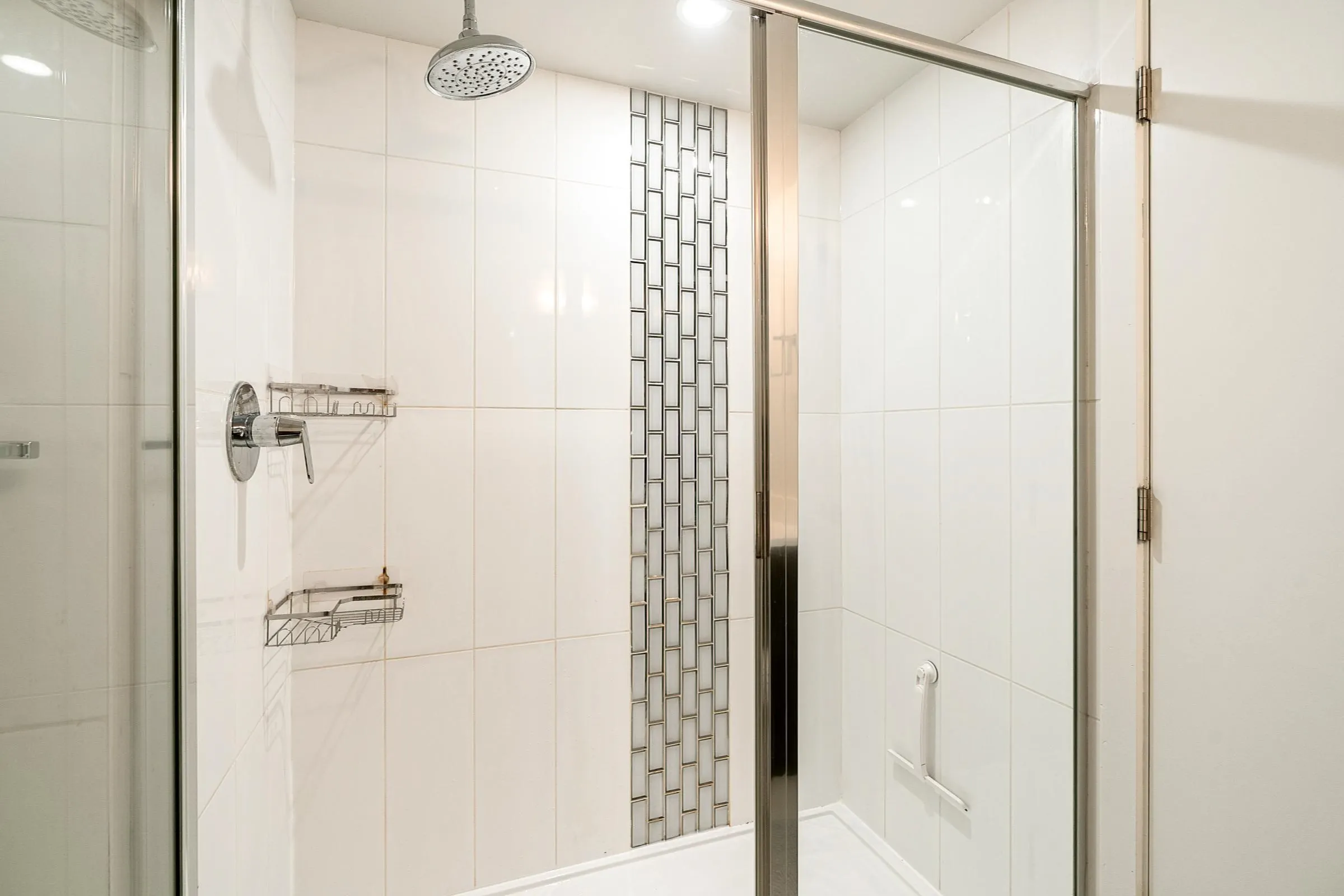 305 2477 Carolina Street