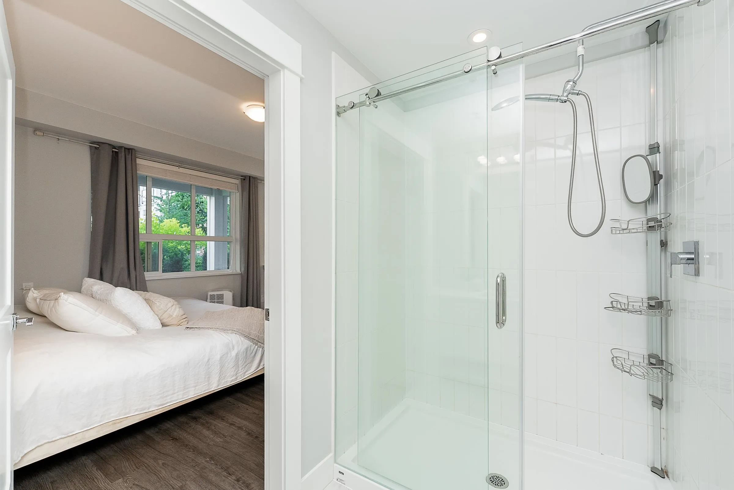 3223 2180 Kelly Avenue