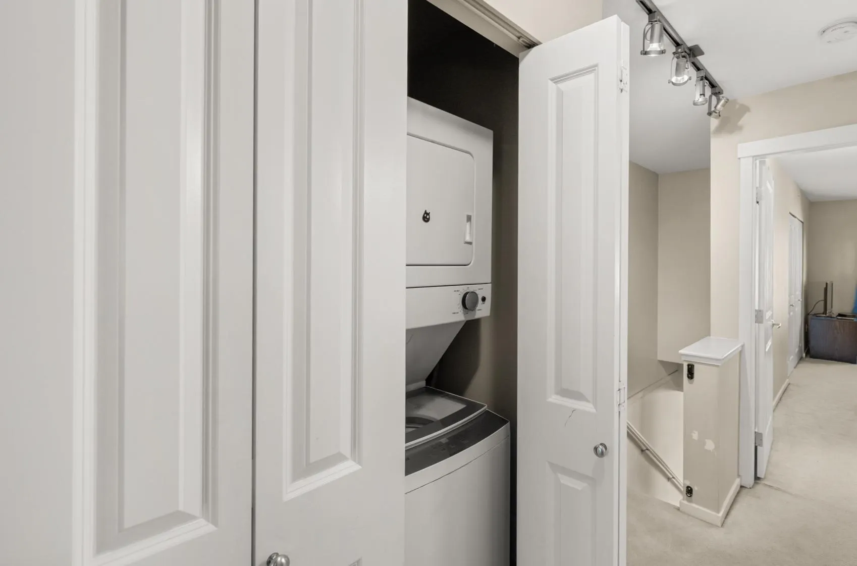 172 9133 Government Street