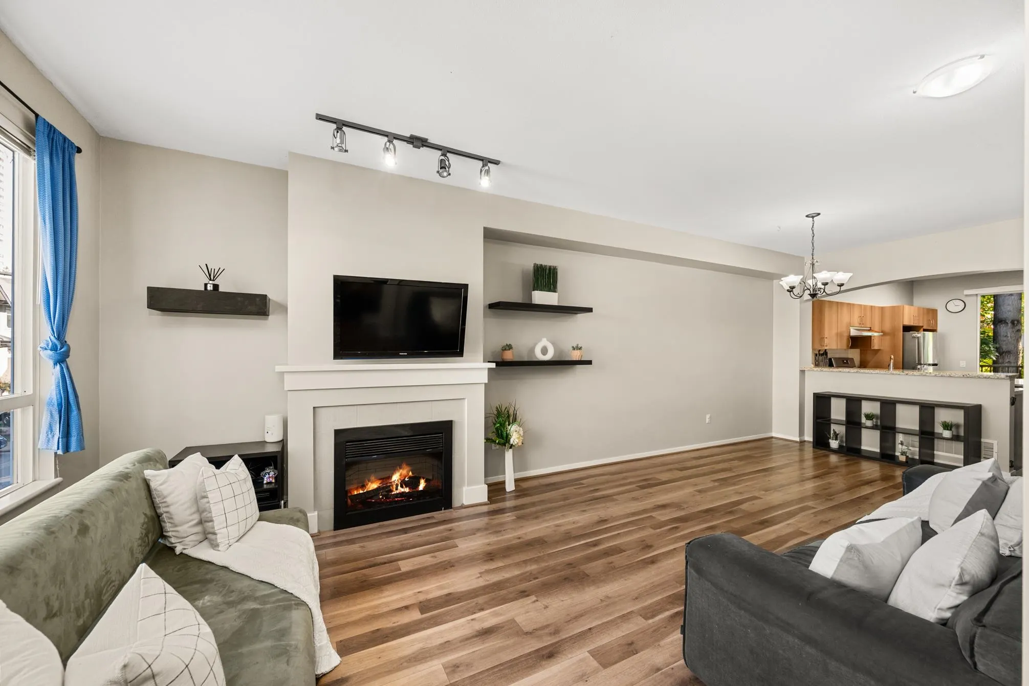 172 9133 Government Street