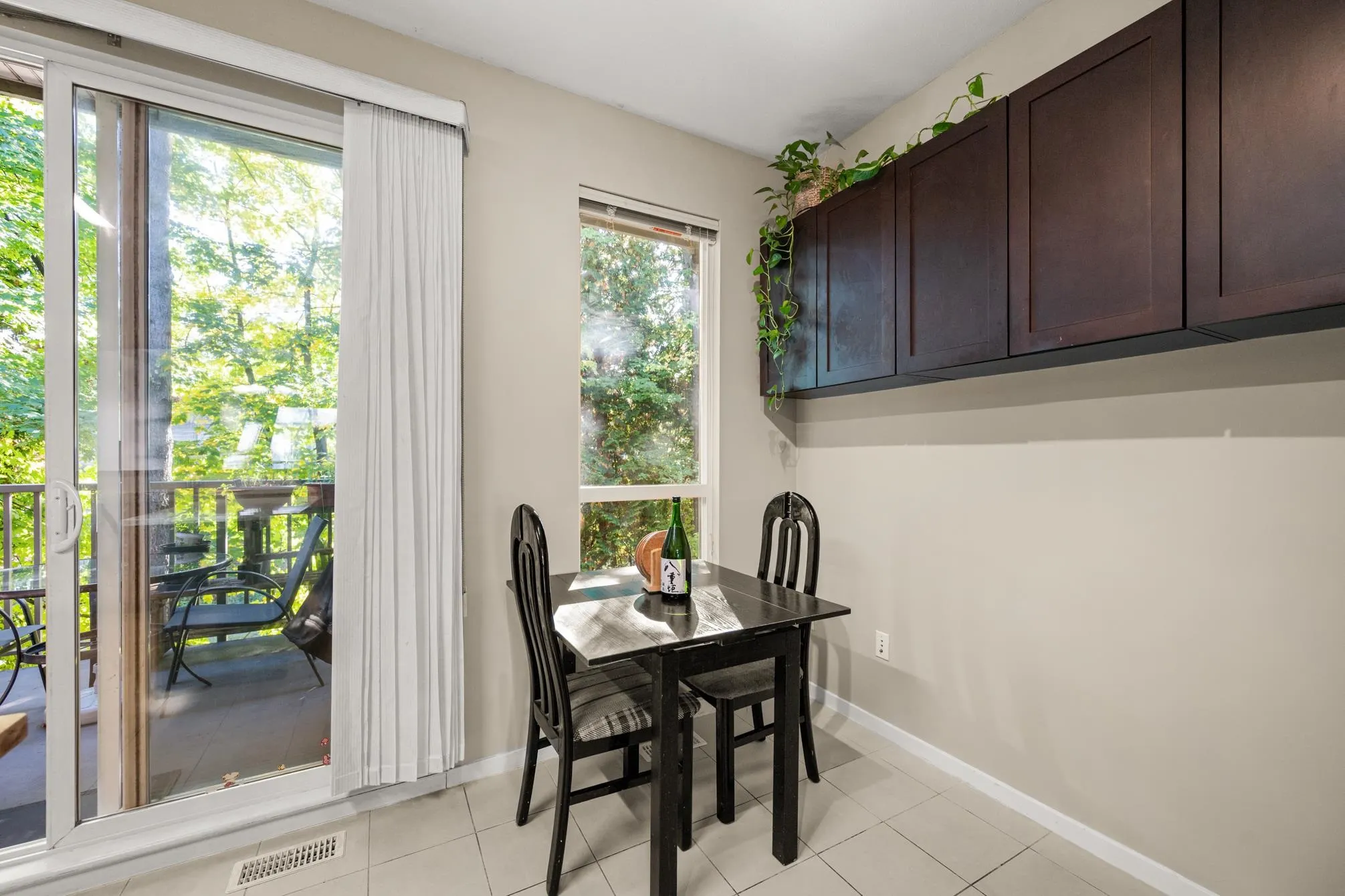 172 9133 Government Street