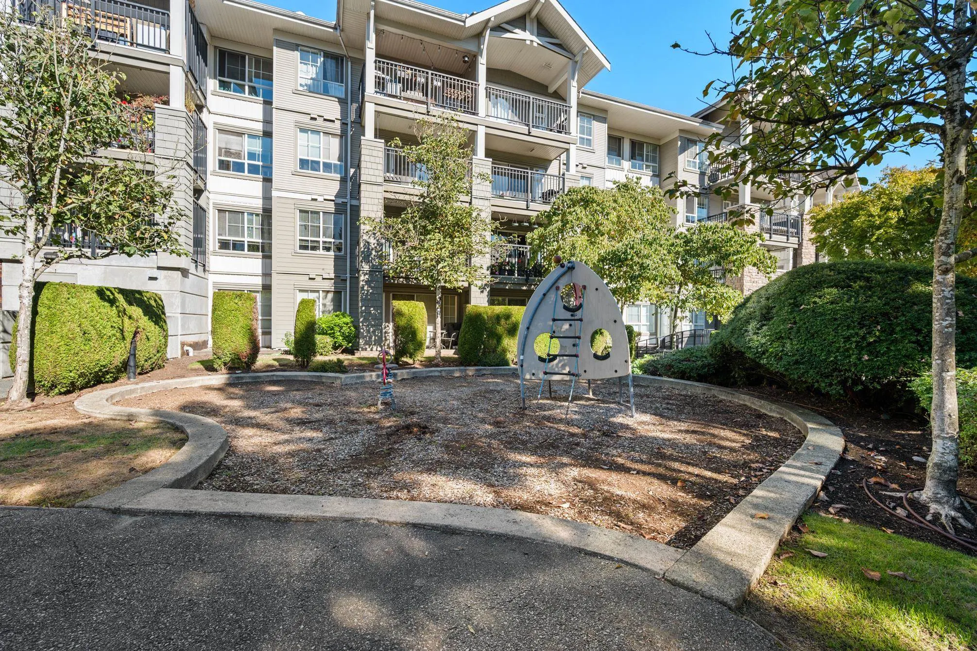 172 9133 Government Street