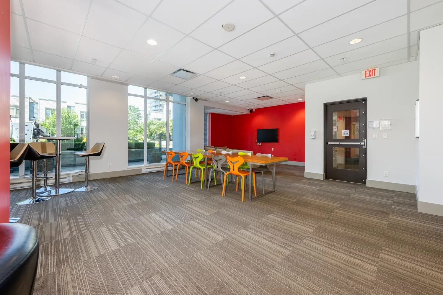 3305 13325 102a Avenue