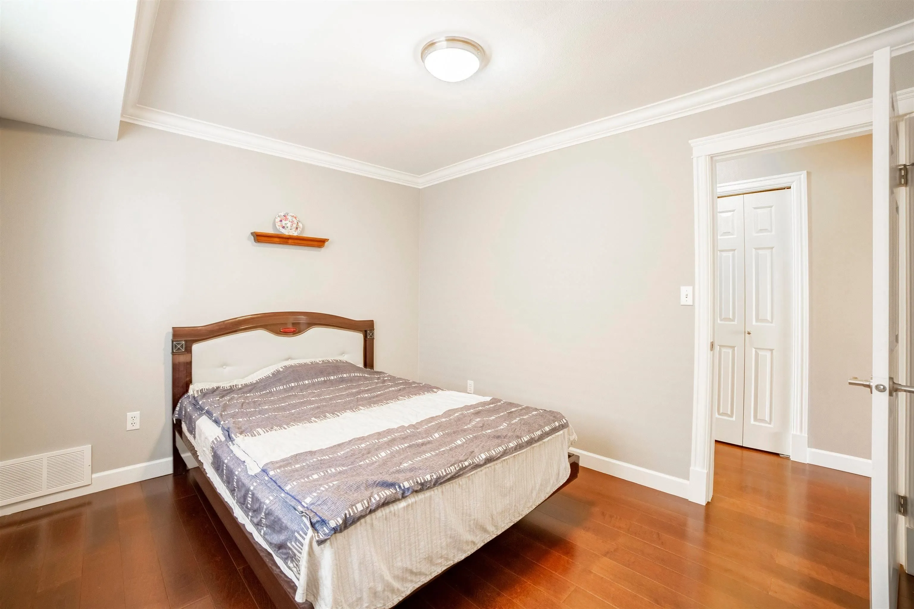 6970 Willingdon Avenue